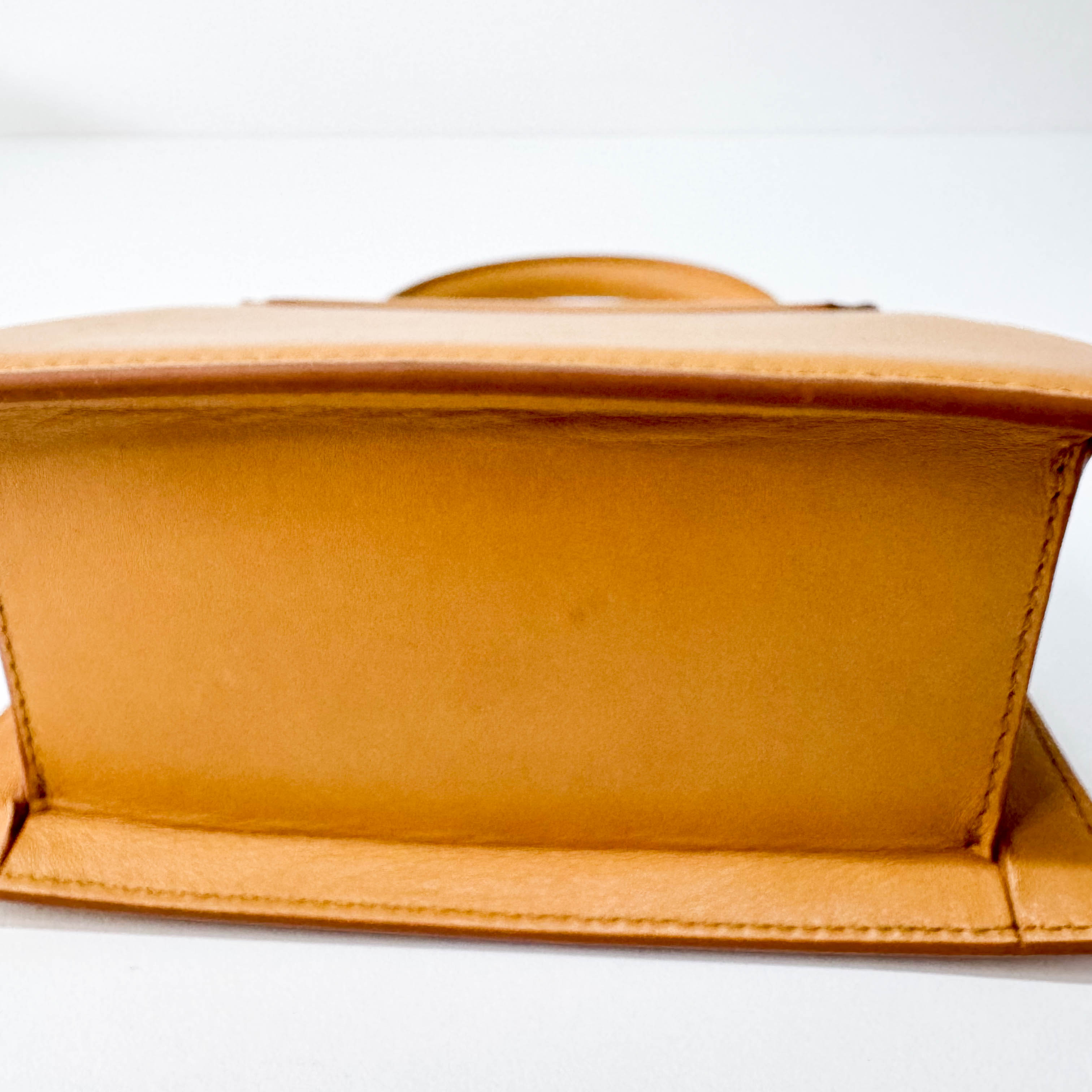 Le Chiquito Handle Bag