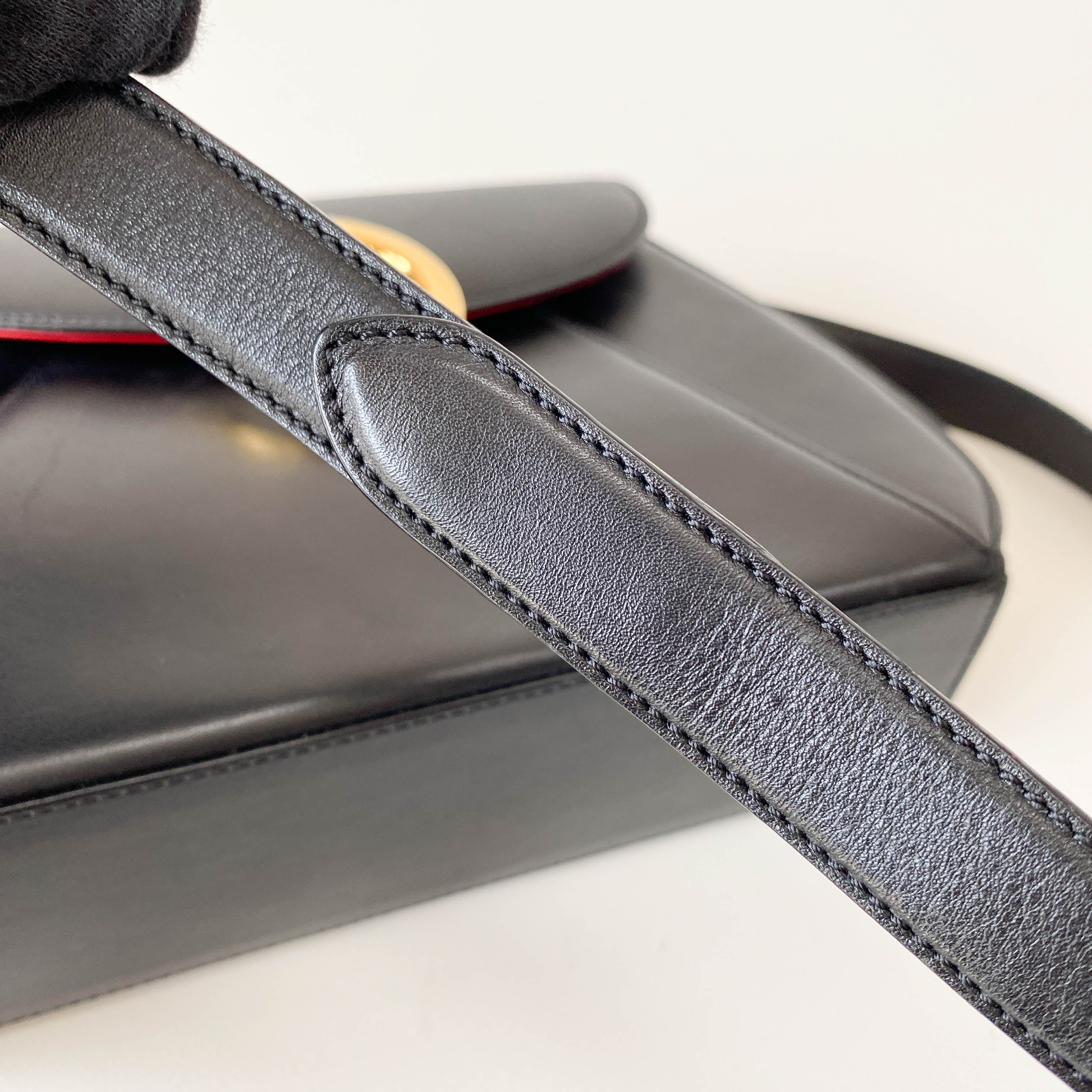 Panthère Black Leather Shoulder Bag