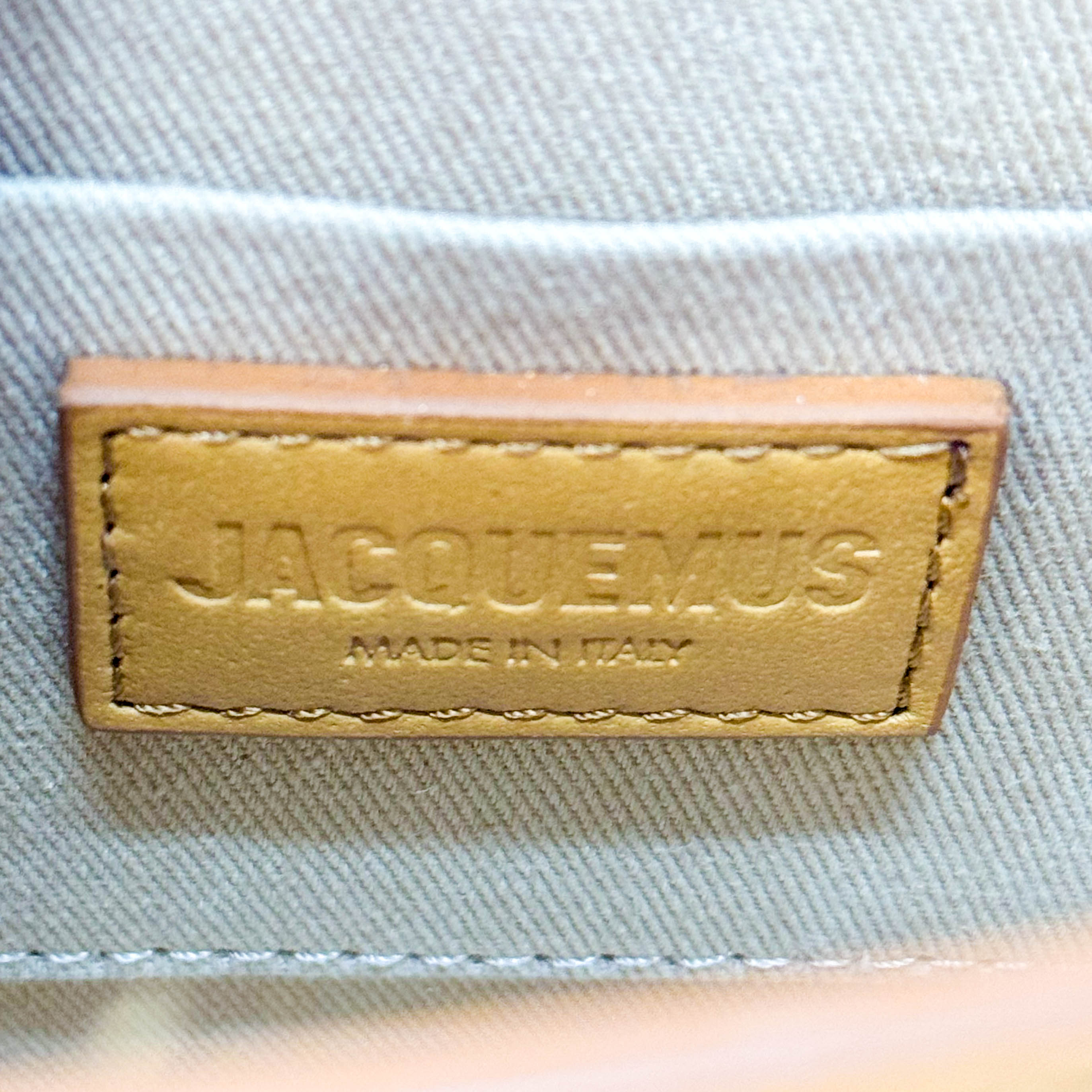 Le Chiquito Handle Bag