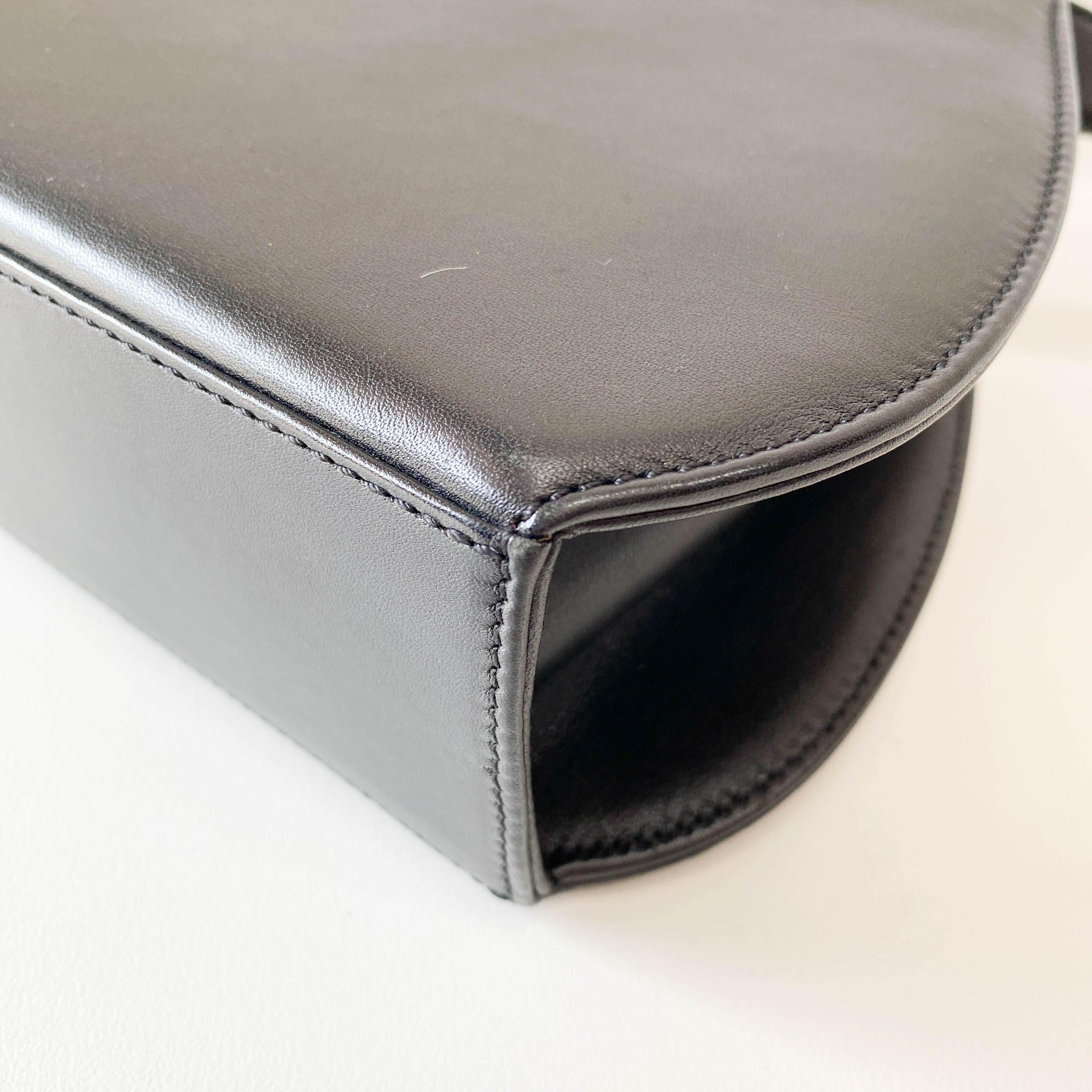 Panthère Black Leather Shoulder Bag
