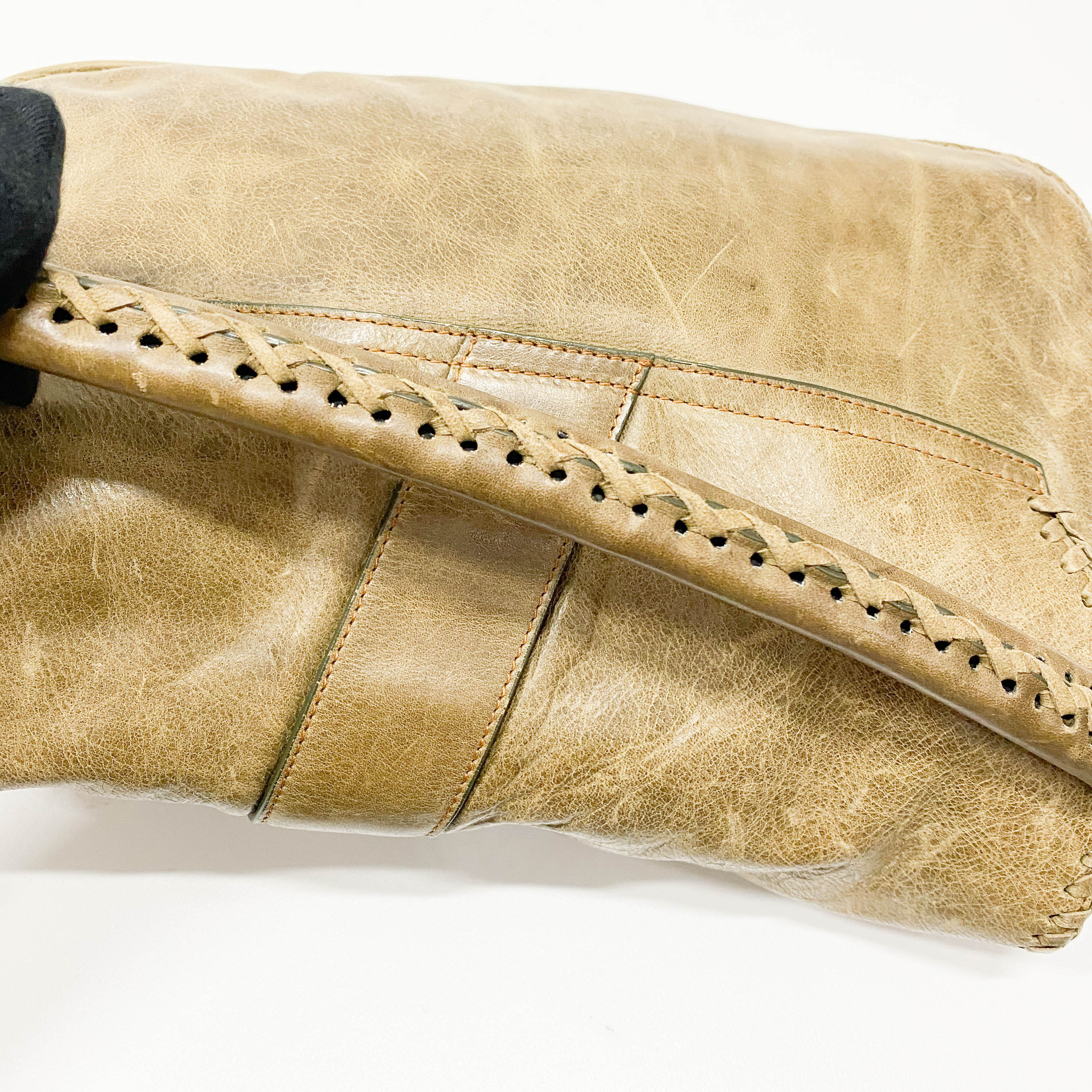 Gaucho Brown Calfskin Leather Shoulder Bag