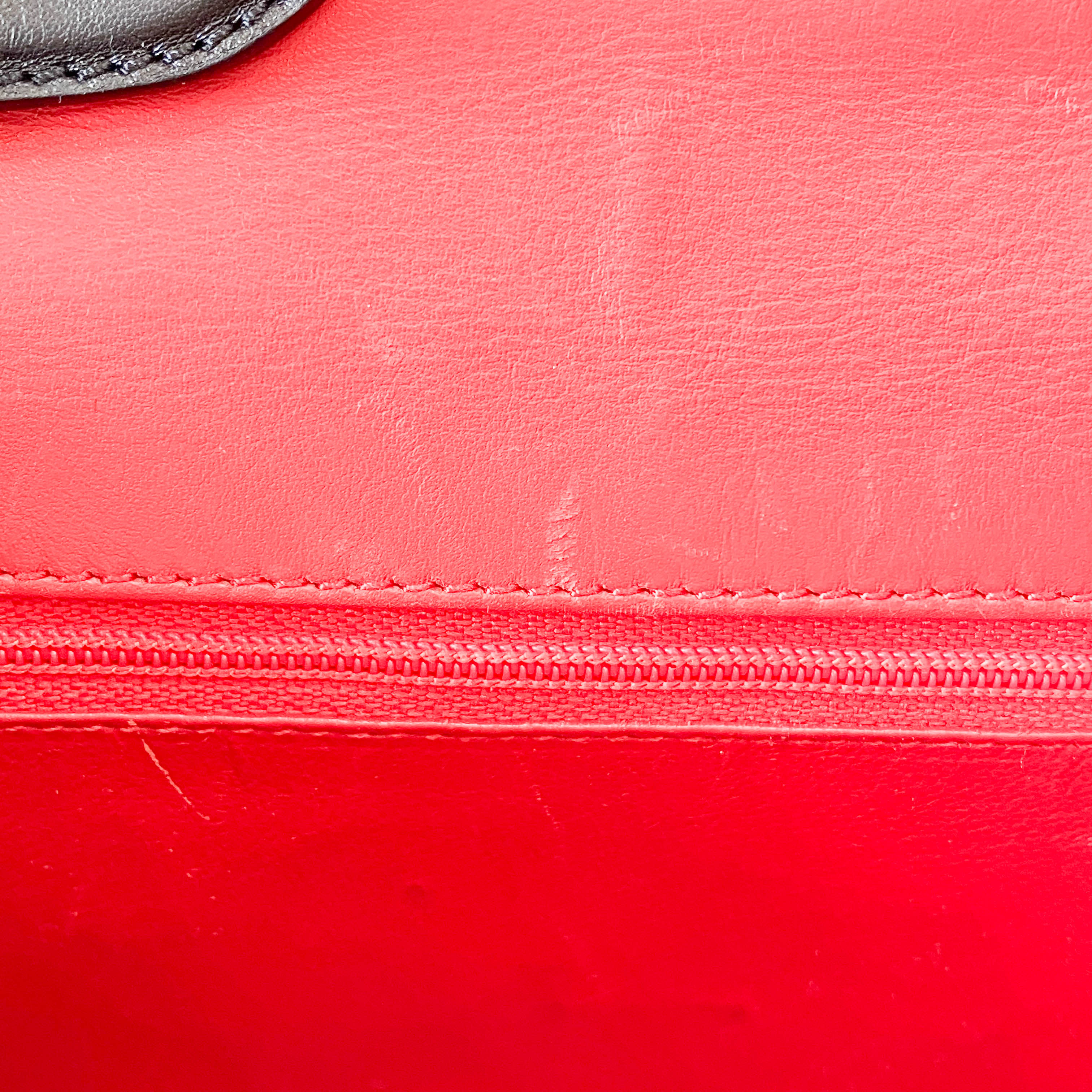 Panthère Black Leather Shoulder Bag