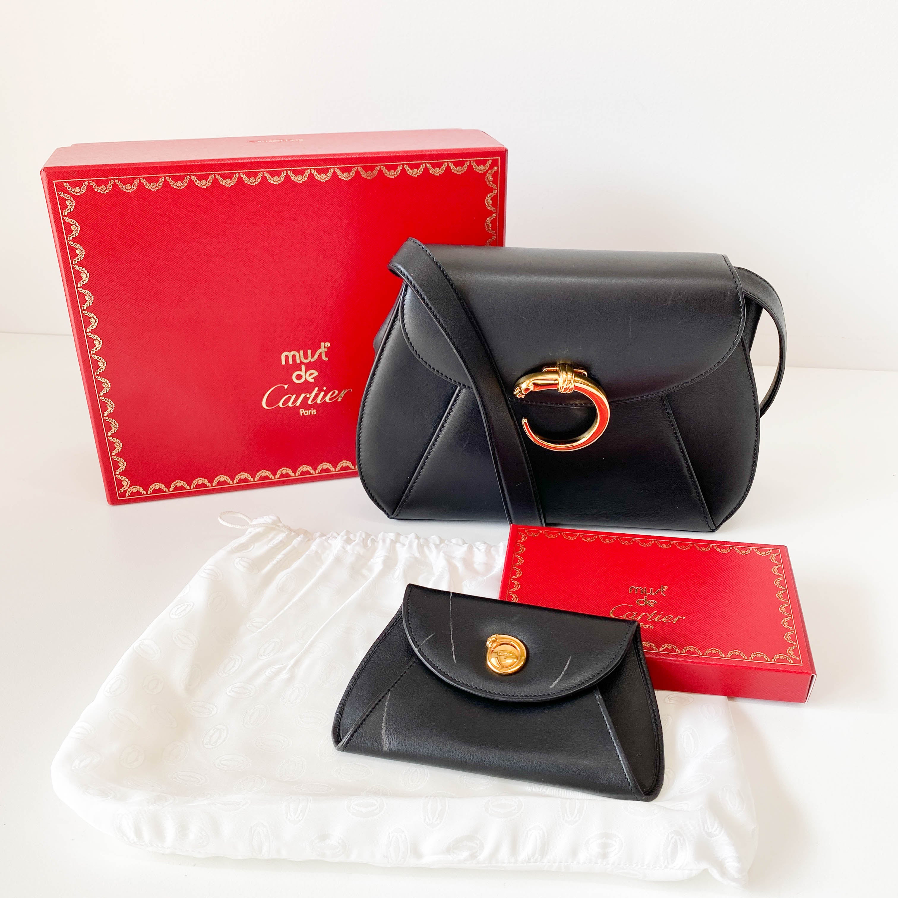 Panthère Black Leather Shoulder Bag