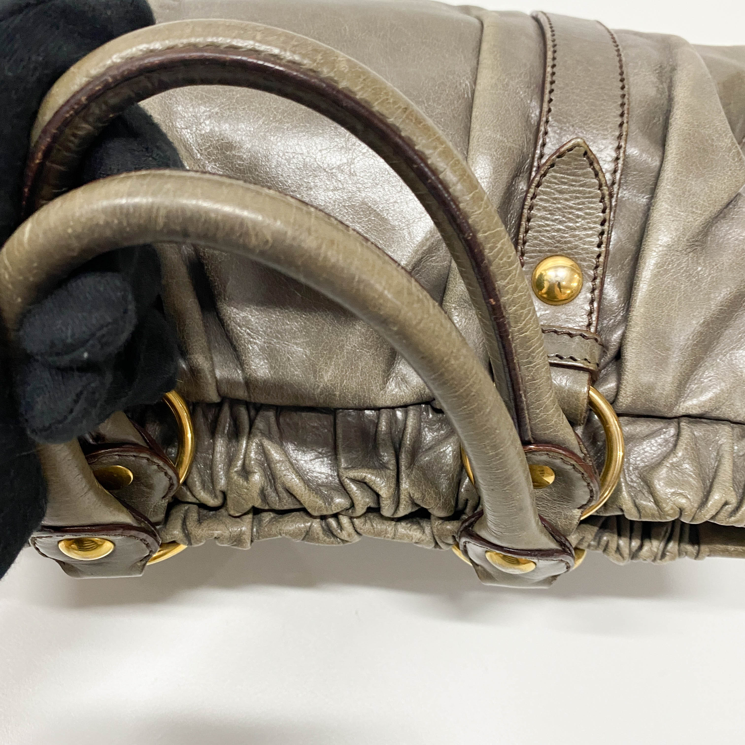 Vitello Grey Leather Bag