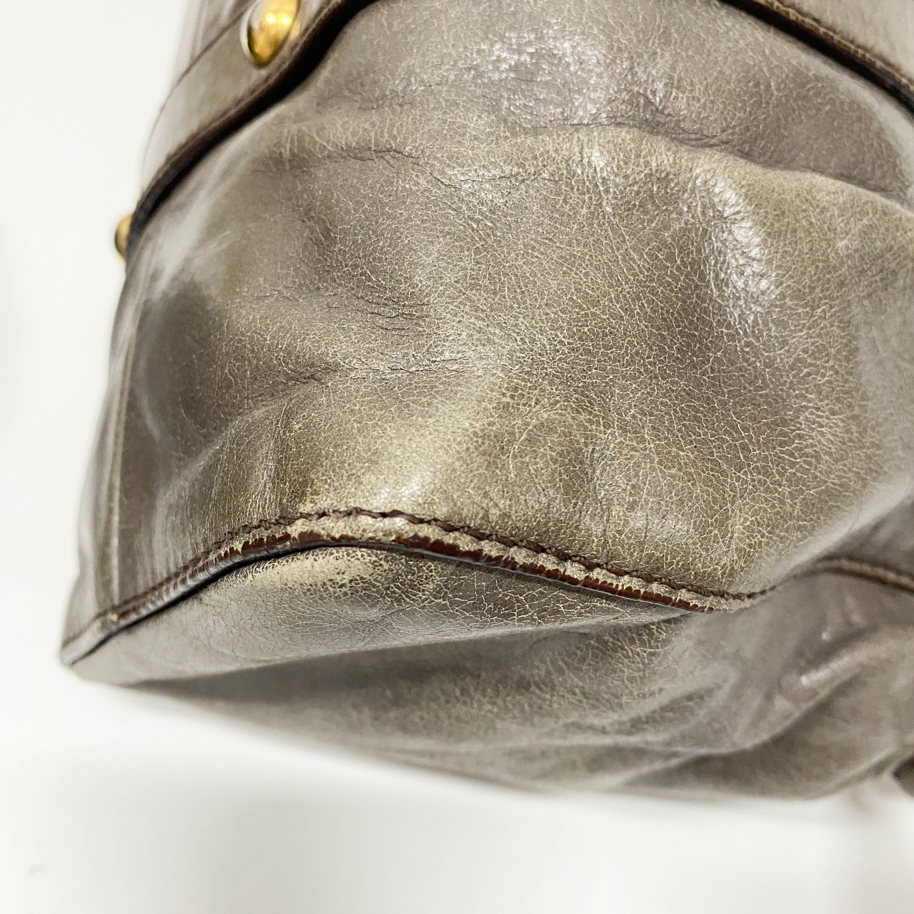 Vitello Grey Leather Bag