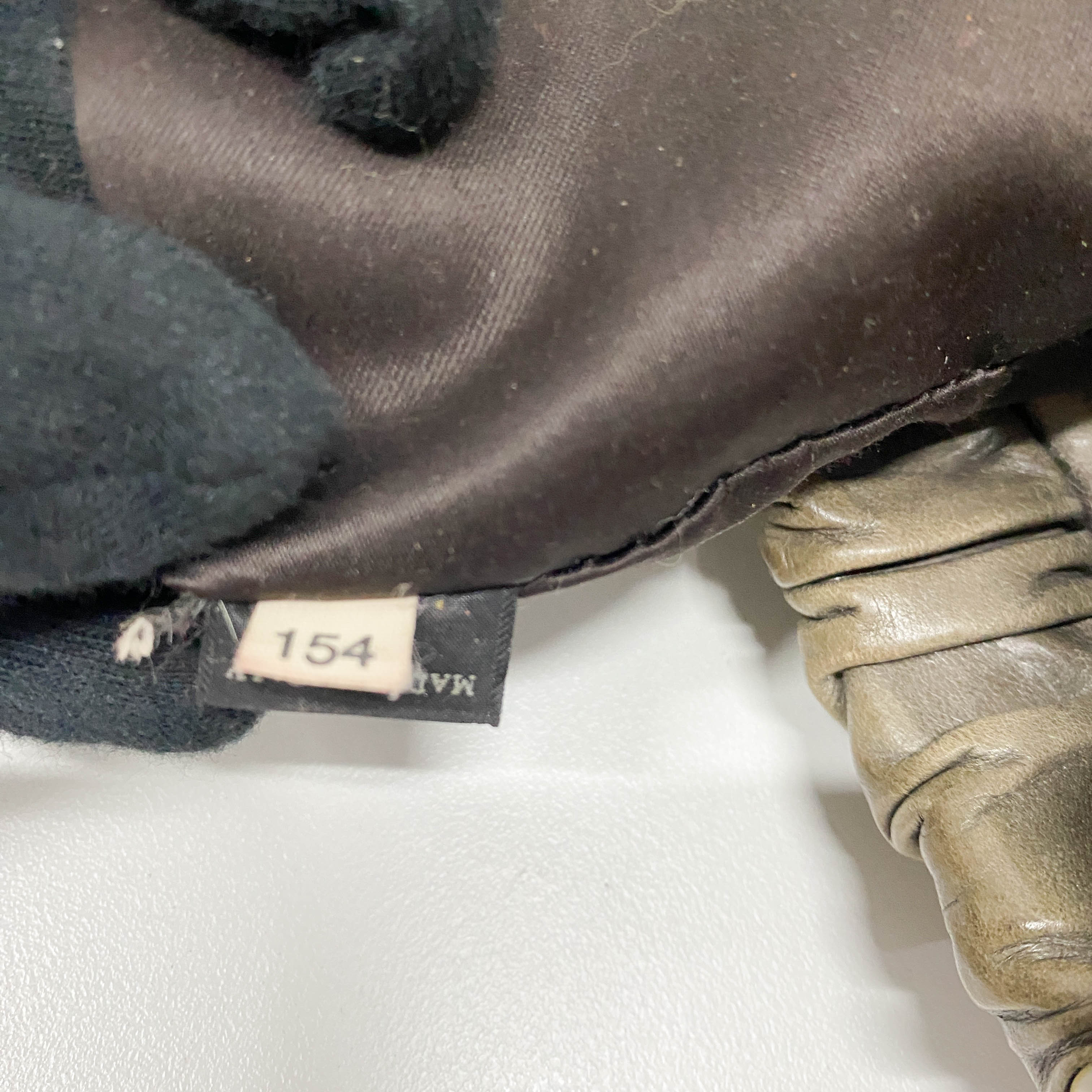 Vitello Grey Leather Bag