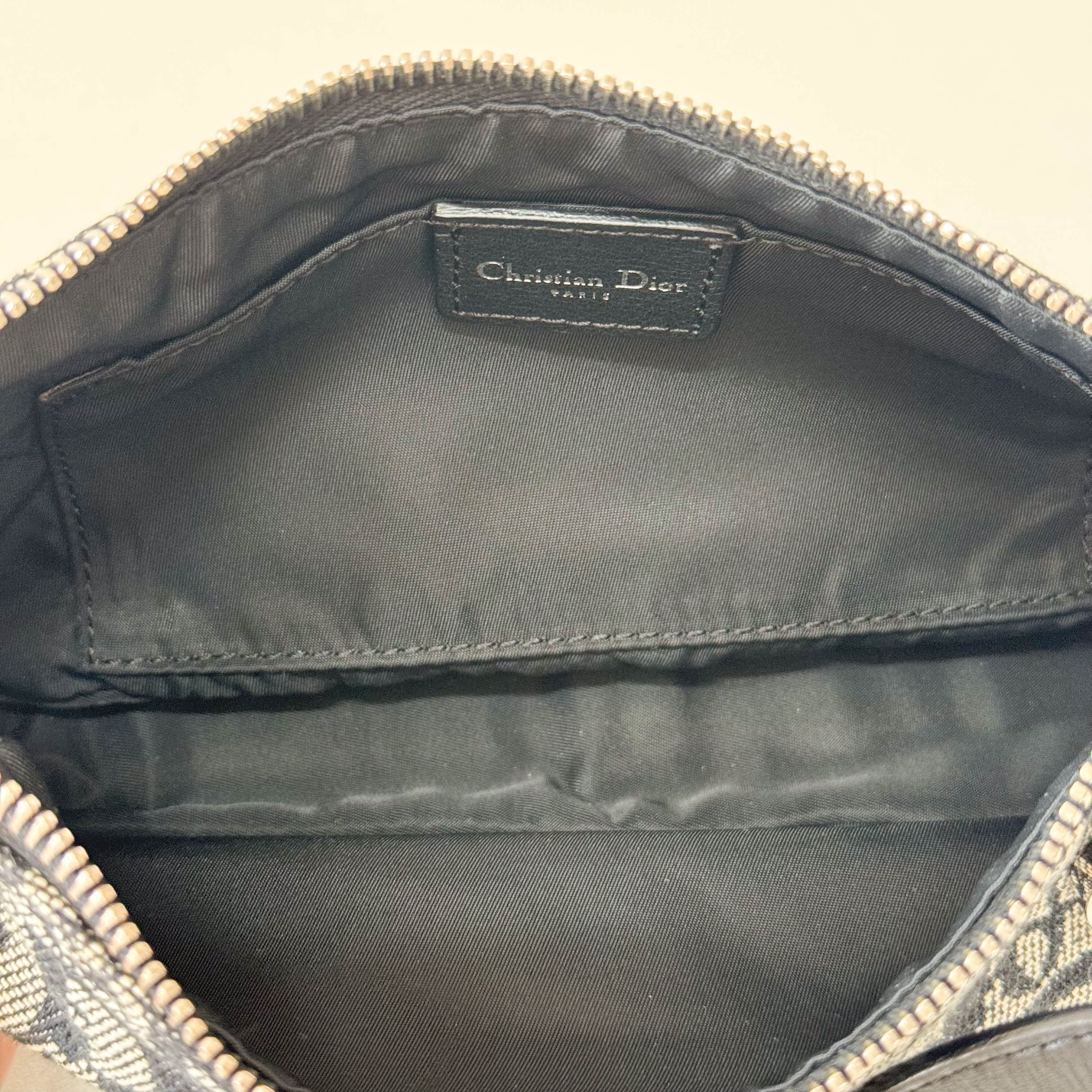 Trotter Accesorie Pouch Shoulder Bag