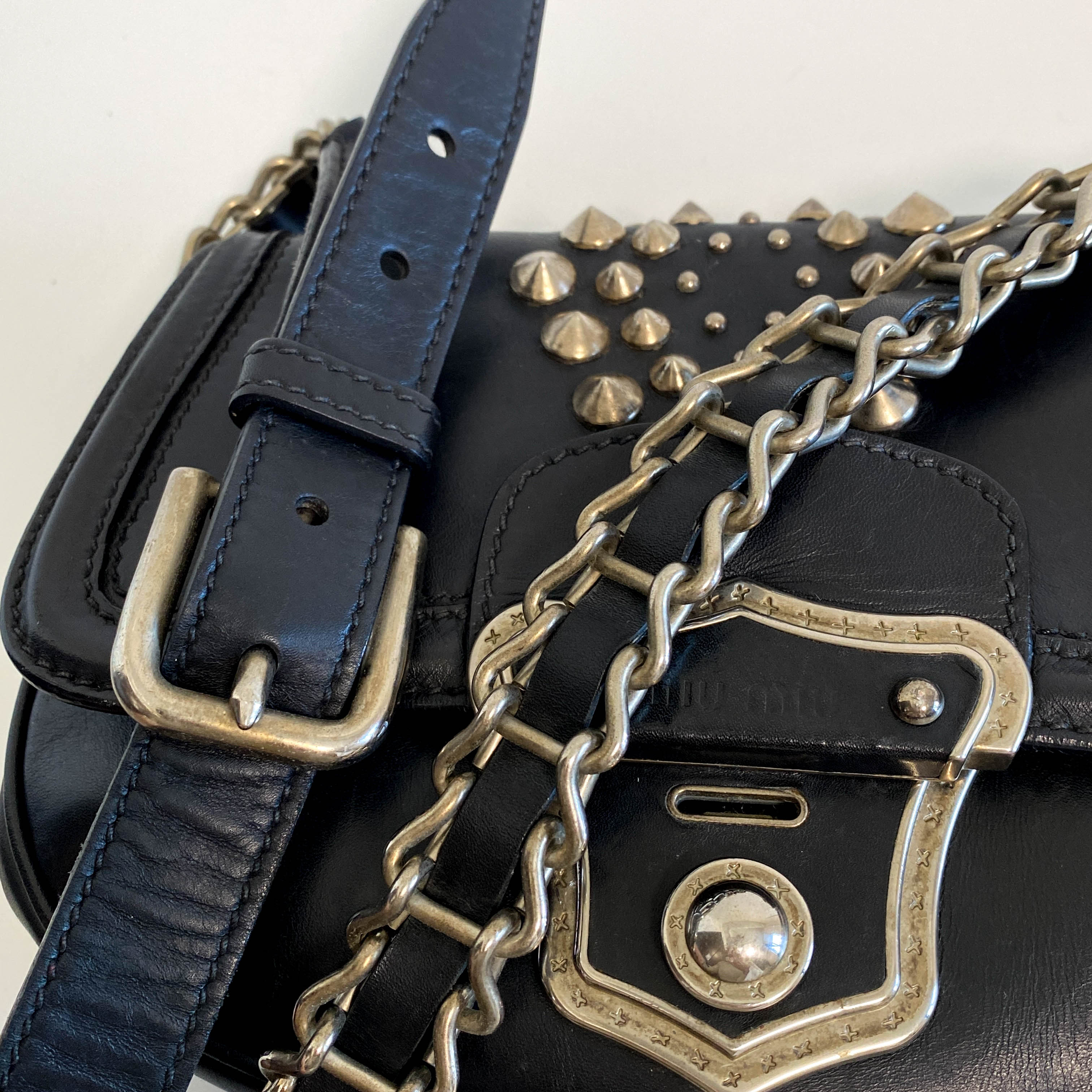 Vintage Archive Black Leather Chain Shoulder Bag