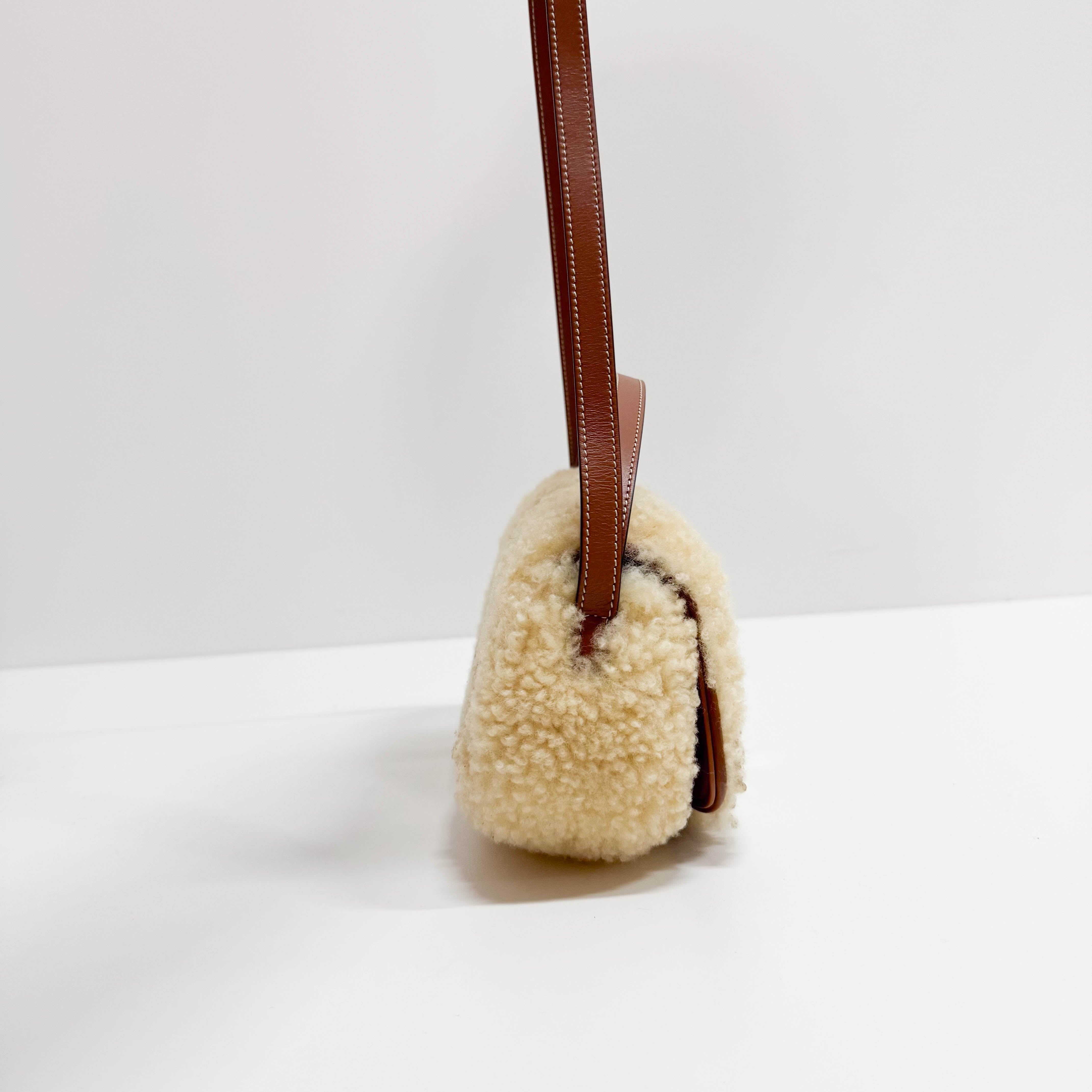 Tabou Beige Clutch On Strap In Shearling And Calfskin