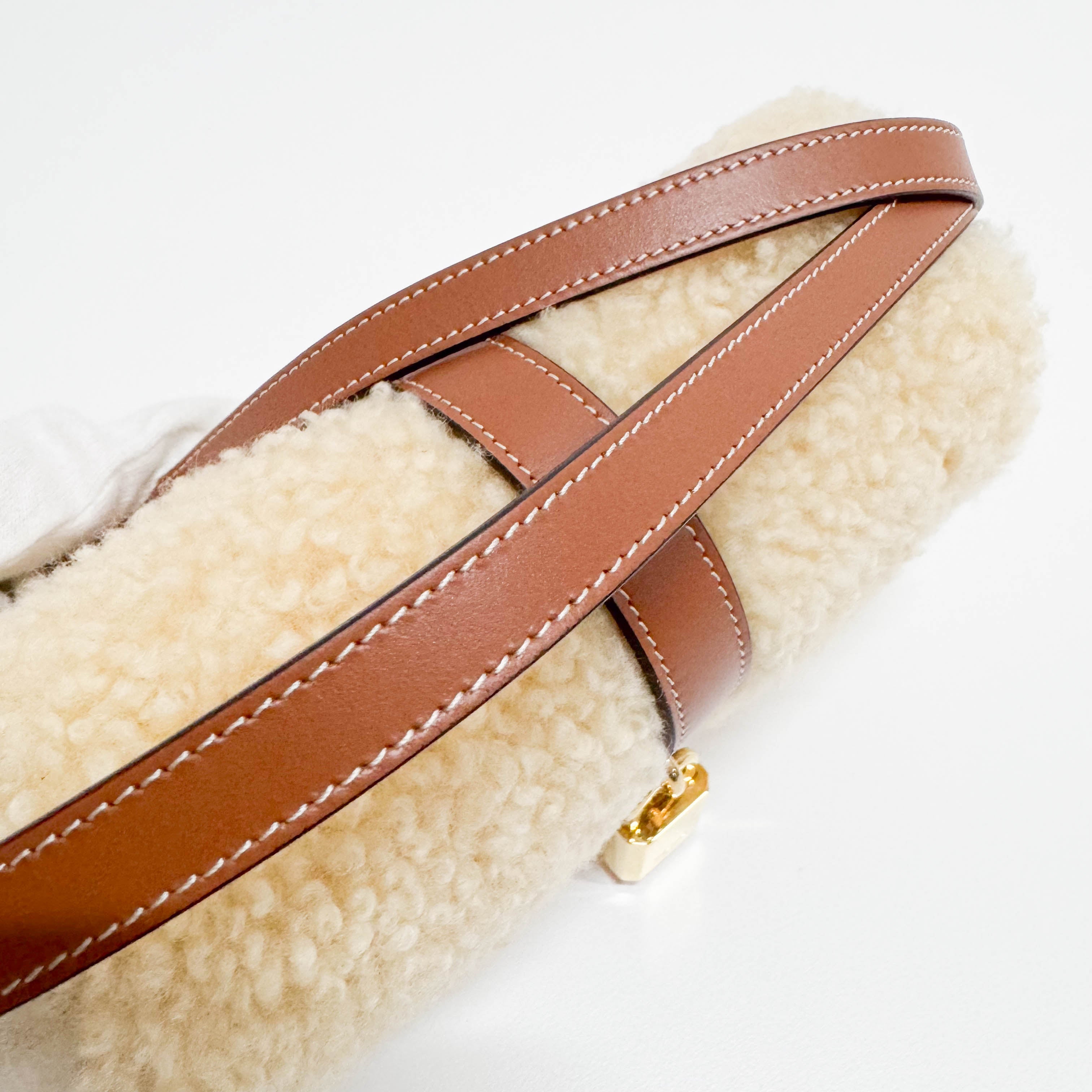 Tabou Beige Clutch On Strap In Shearling And Calfskin