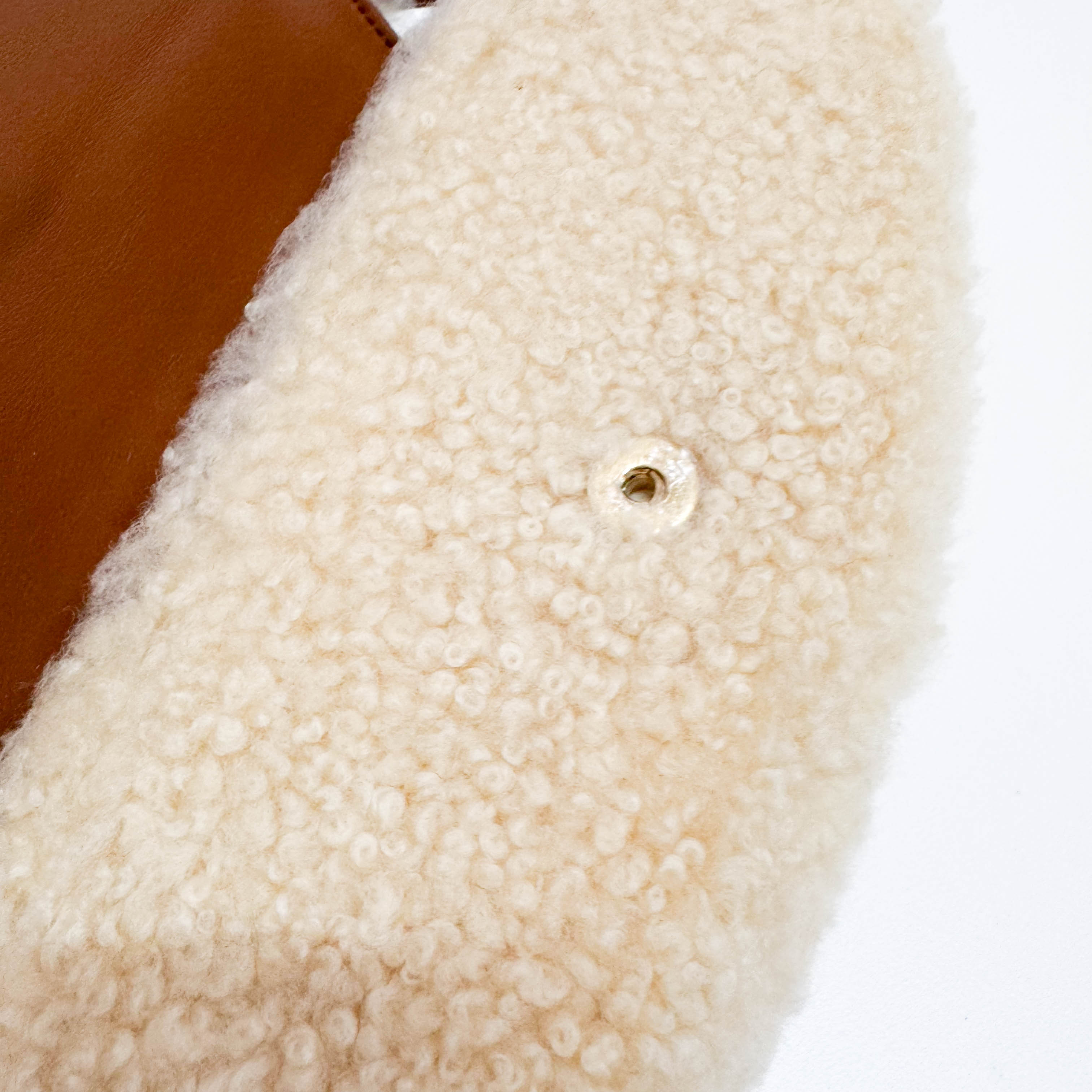 Tabou Beige Clutch On Strap In Shearling And Calfskin