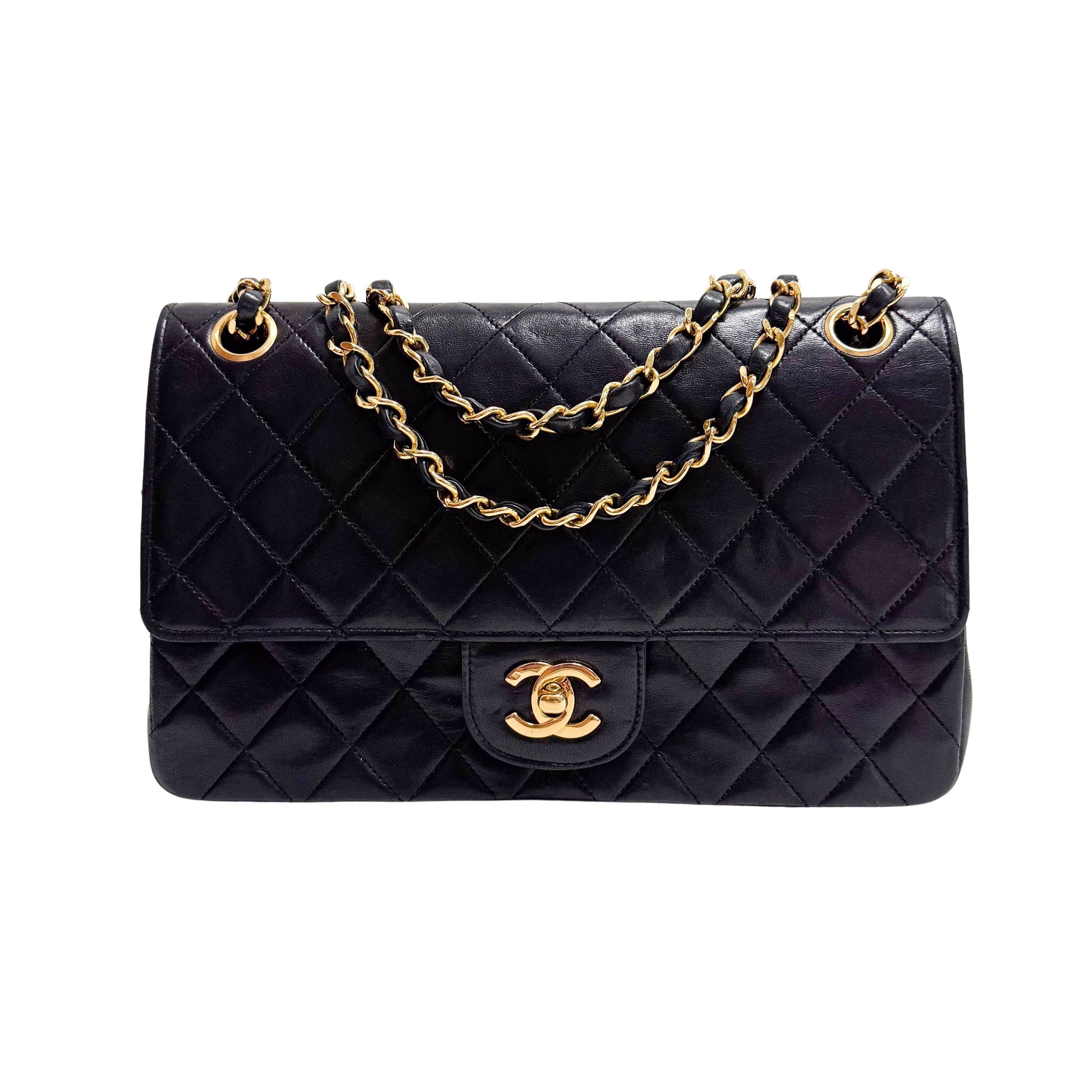 Matelassé Black Lambskin Leather Crossbody Bag