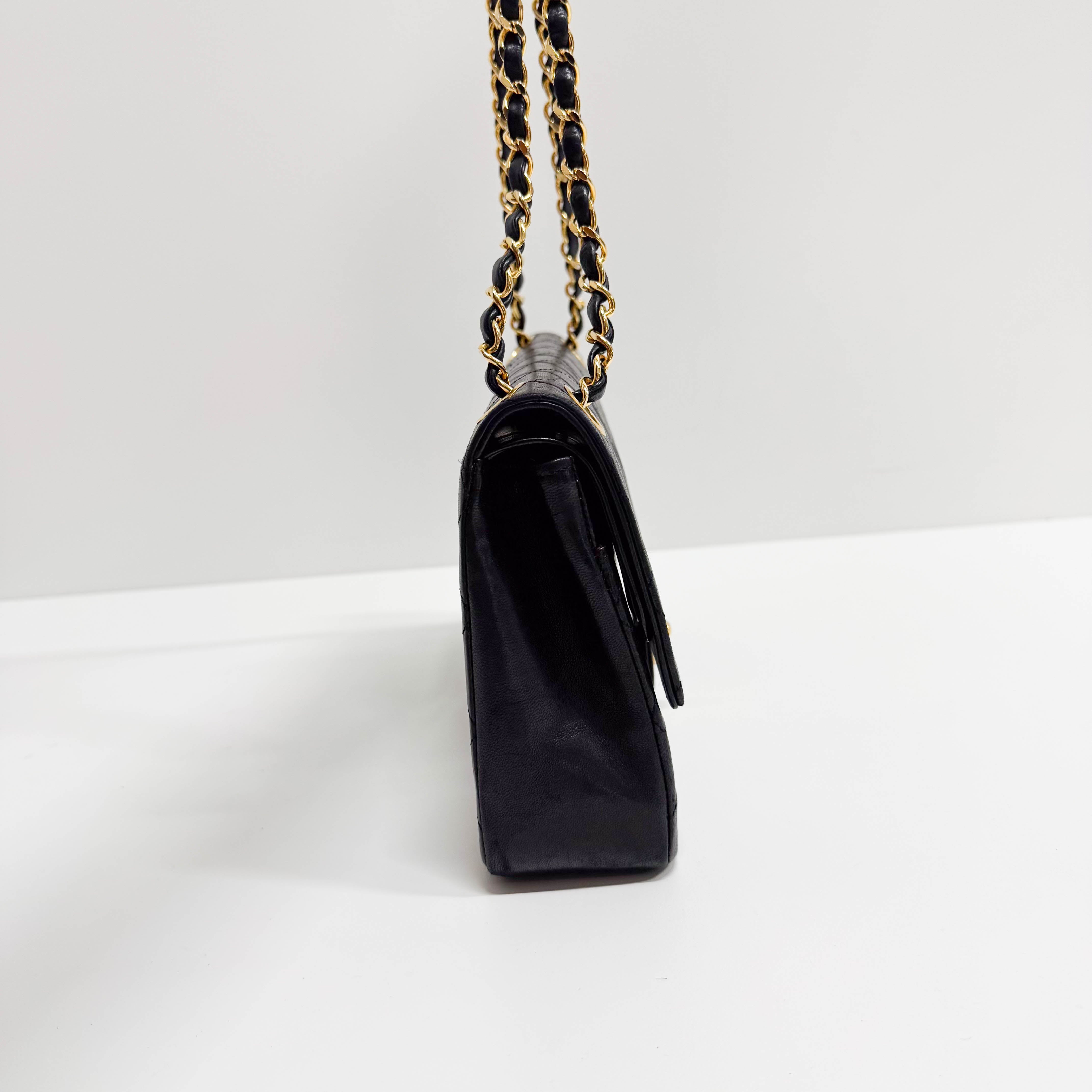 Matelassé Black Lambskin Leather Crossbody Bag