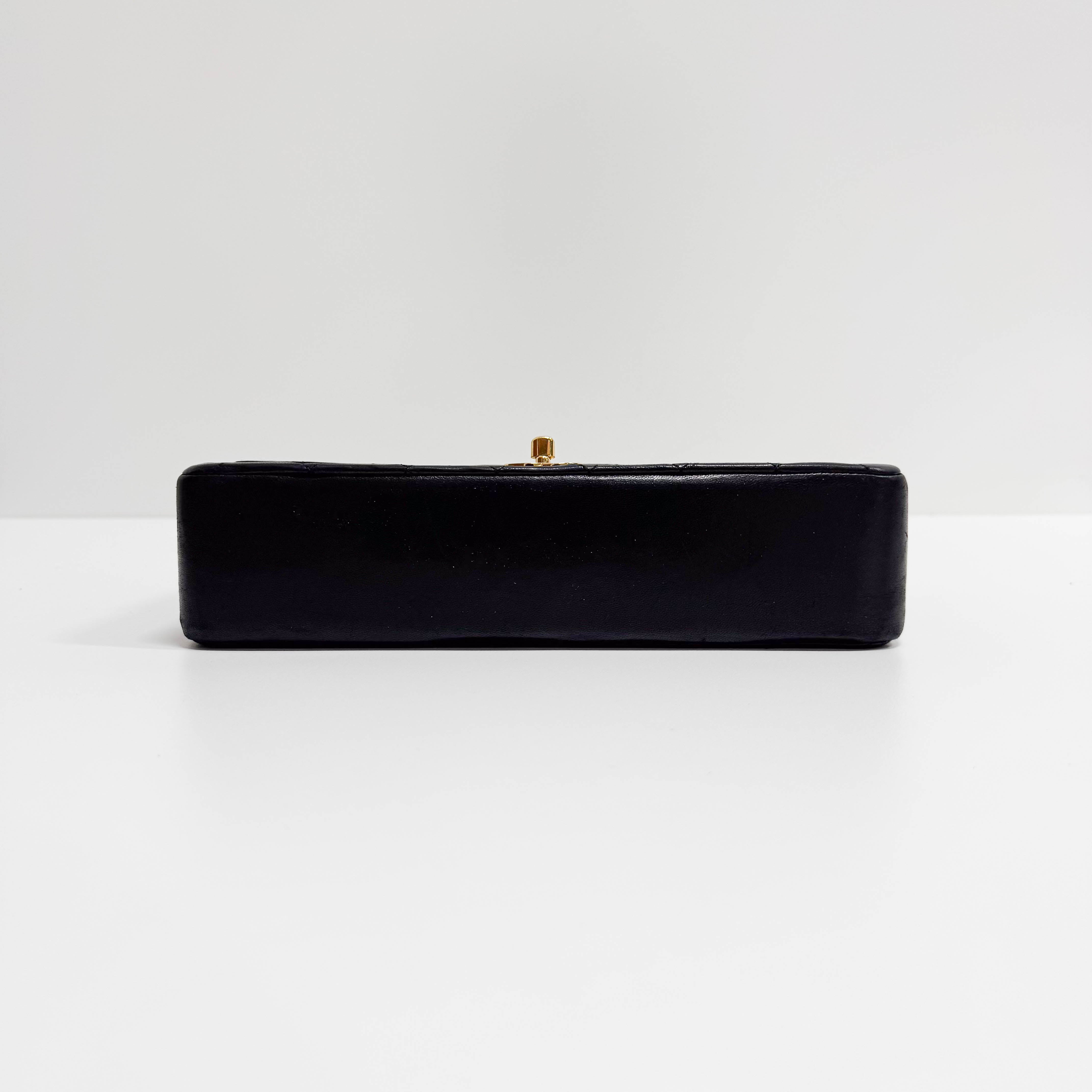 Matelassé Black Lambskin Leather Crossbody Bag