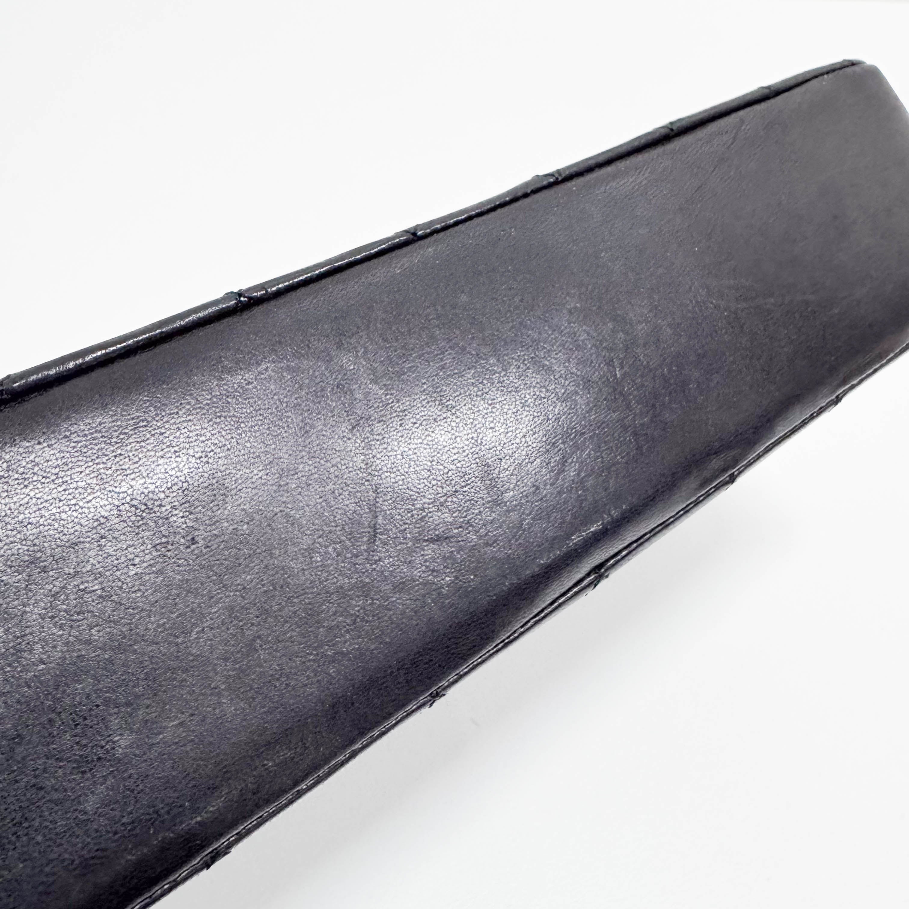 Matelassé Black Lambskin Leather Crossbody Bag