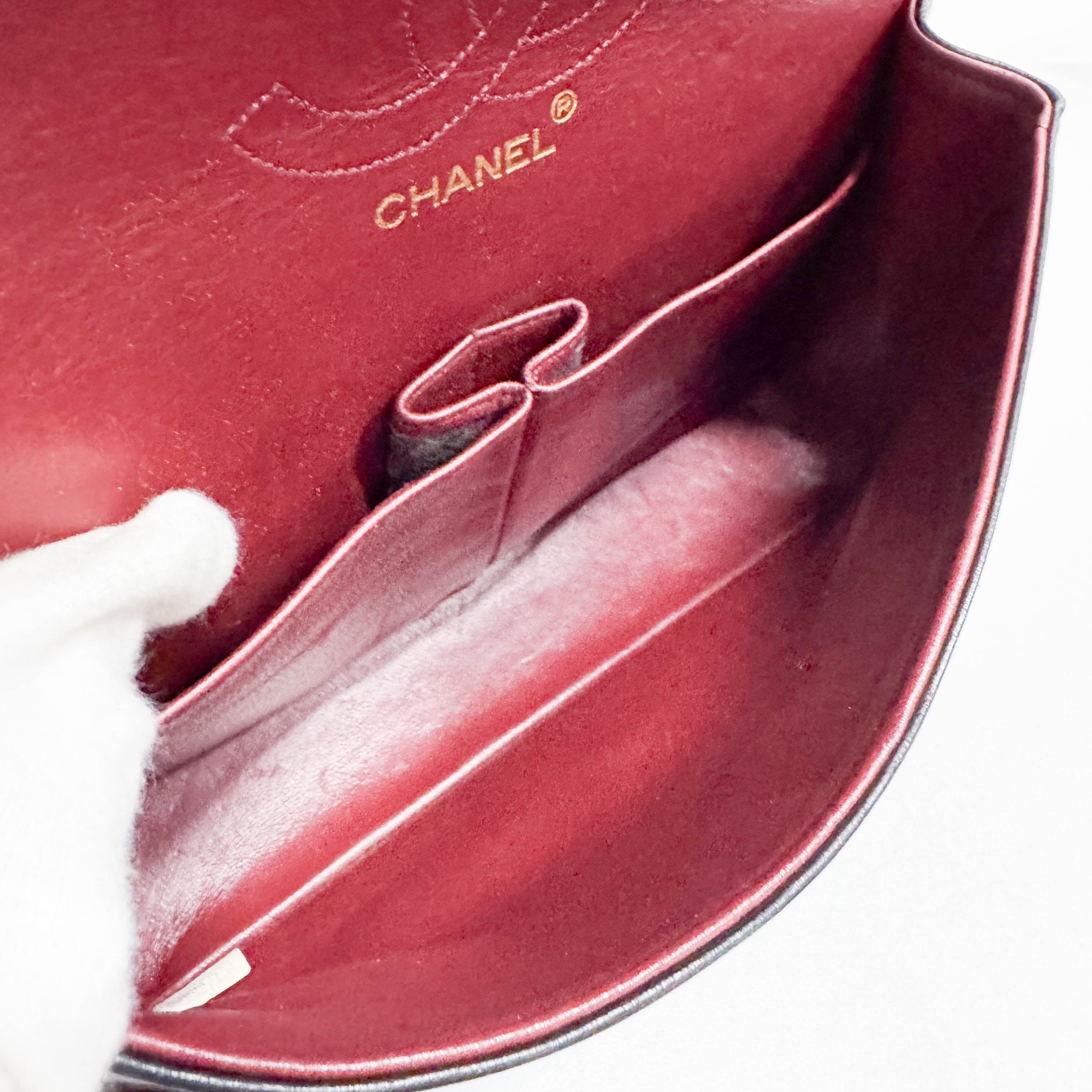 Matelassé Black Lambskin Leather Crossbody Bag