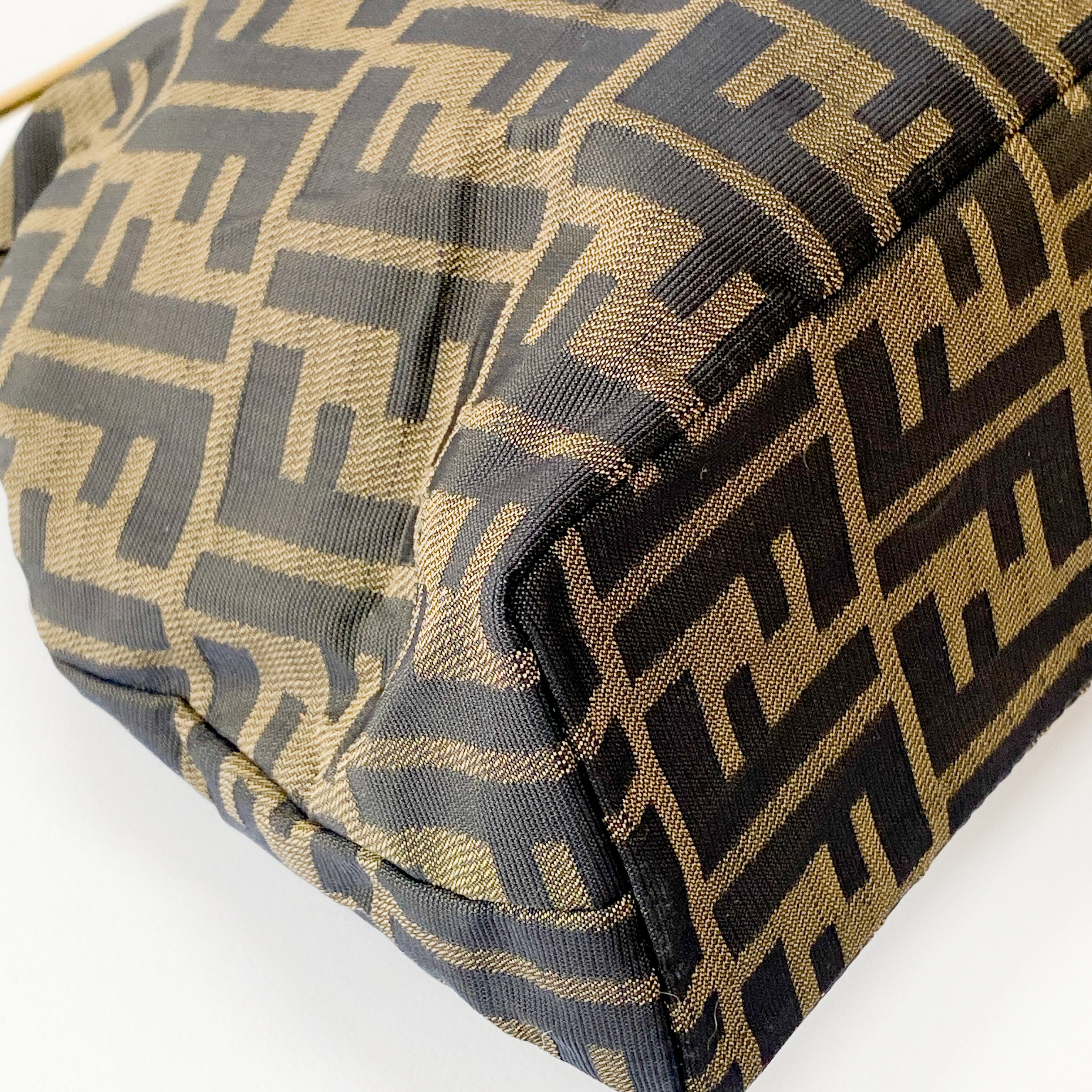 Zucca Brown Coated Canvas Shoulder Bag