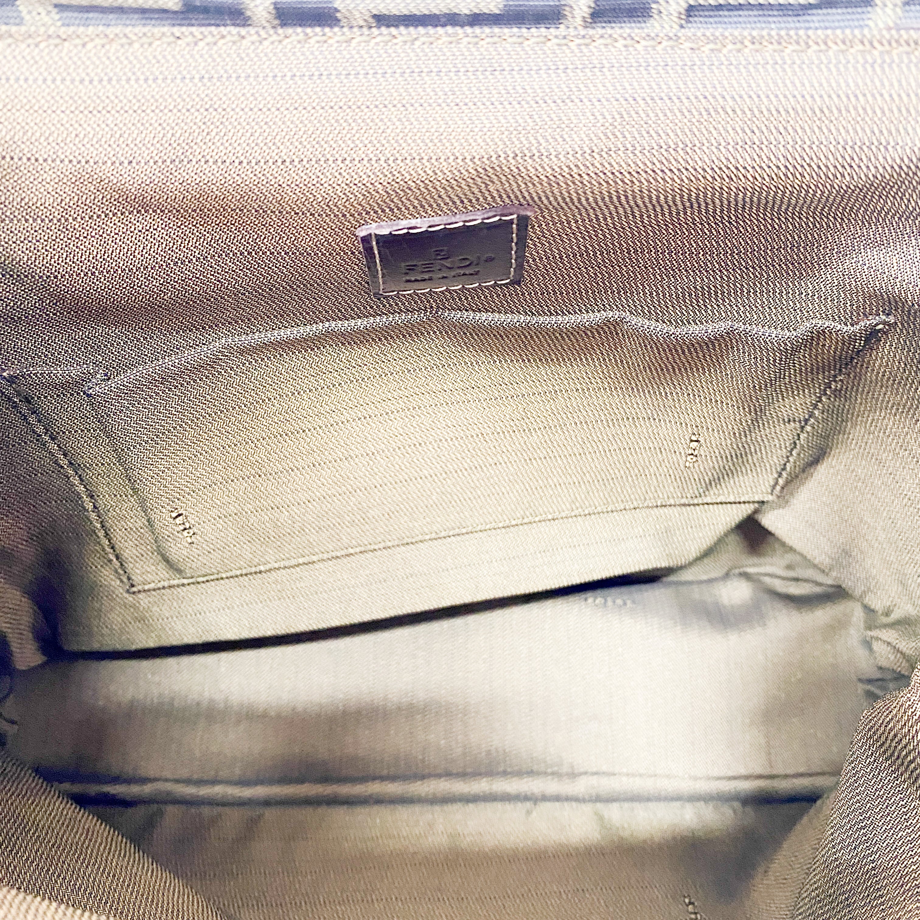 Zucca Brown Coated Canvas Shoulder Bag