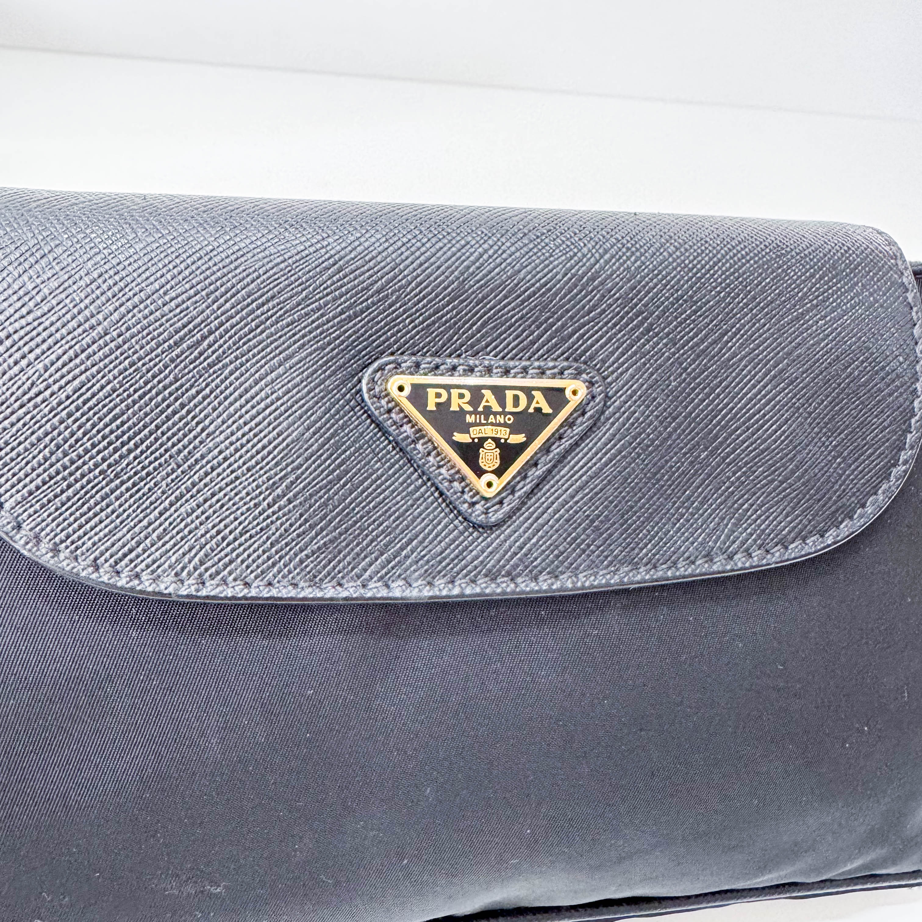 Chain Clutch Shoulder Bag