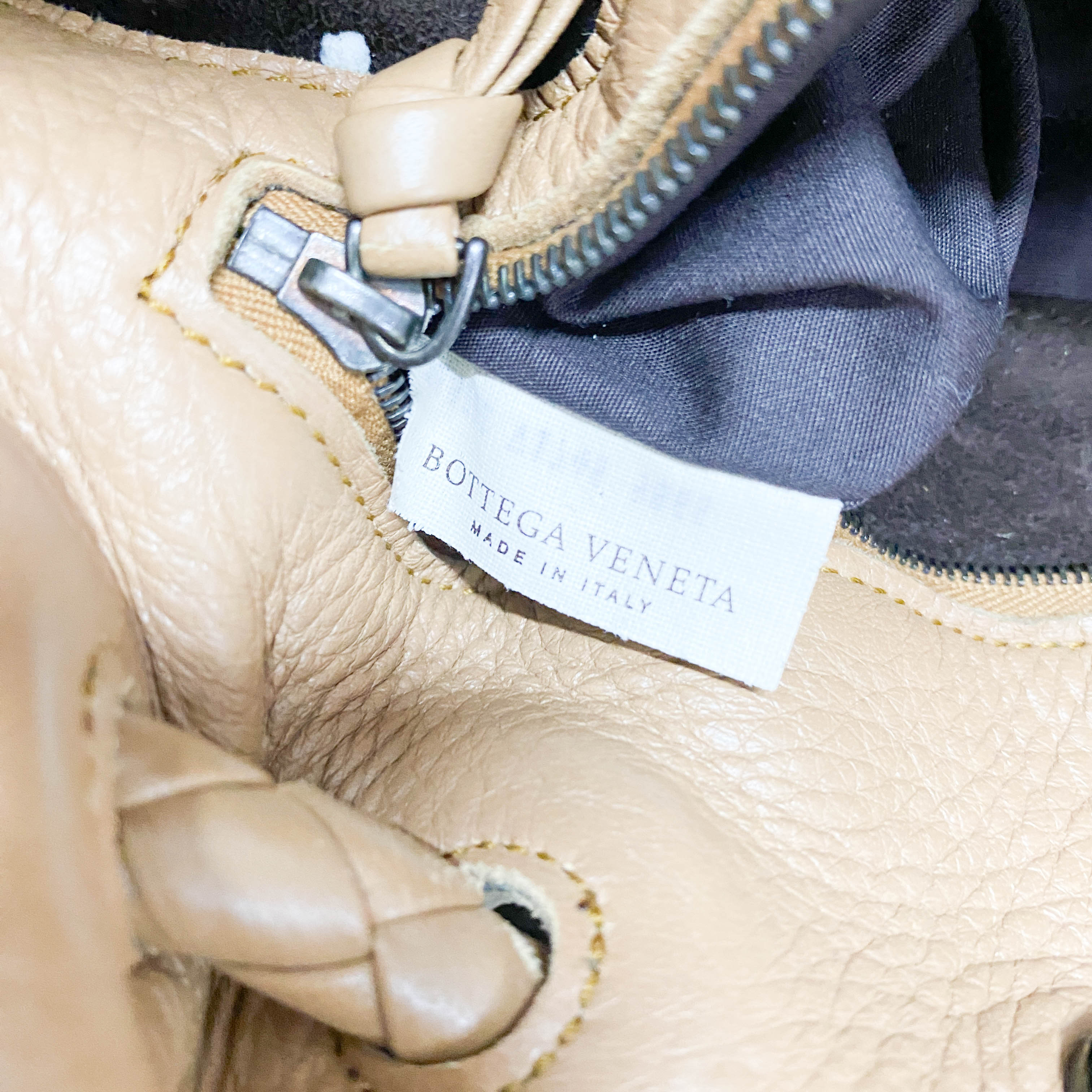 Intrecciato Strap Caramel Leather Handle Bag