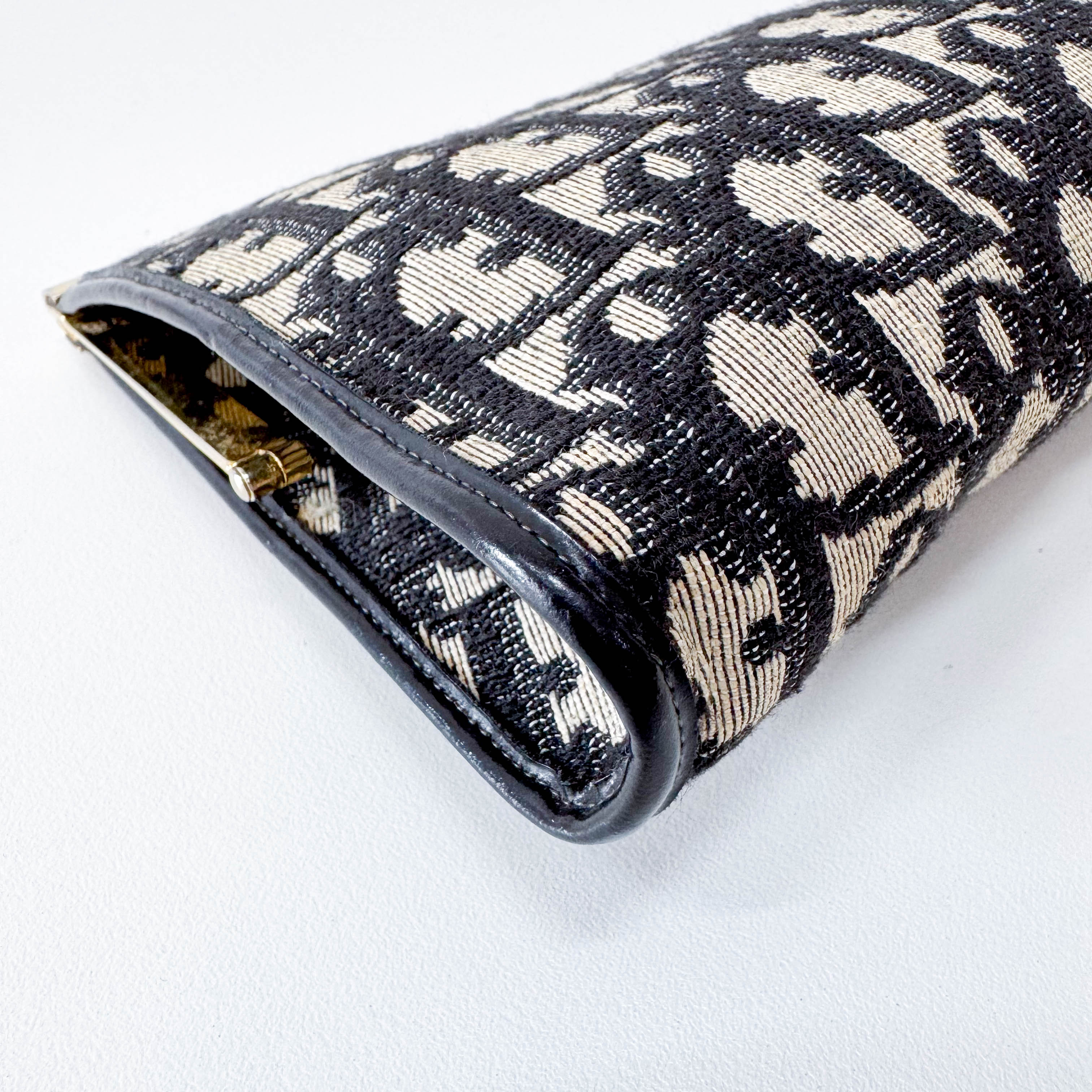 Trotter Clutch Bag
