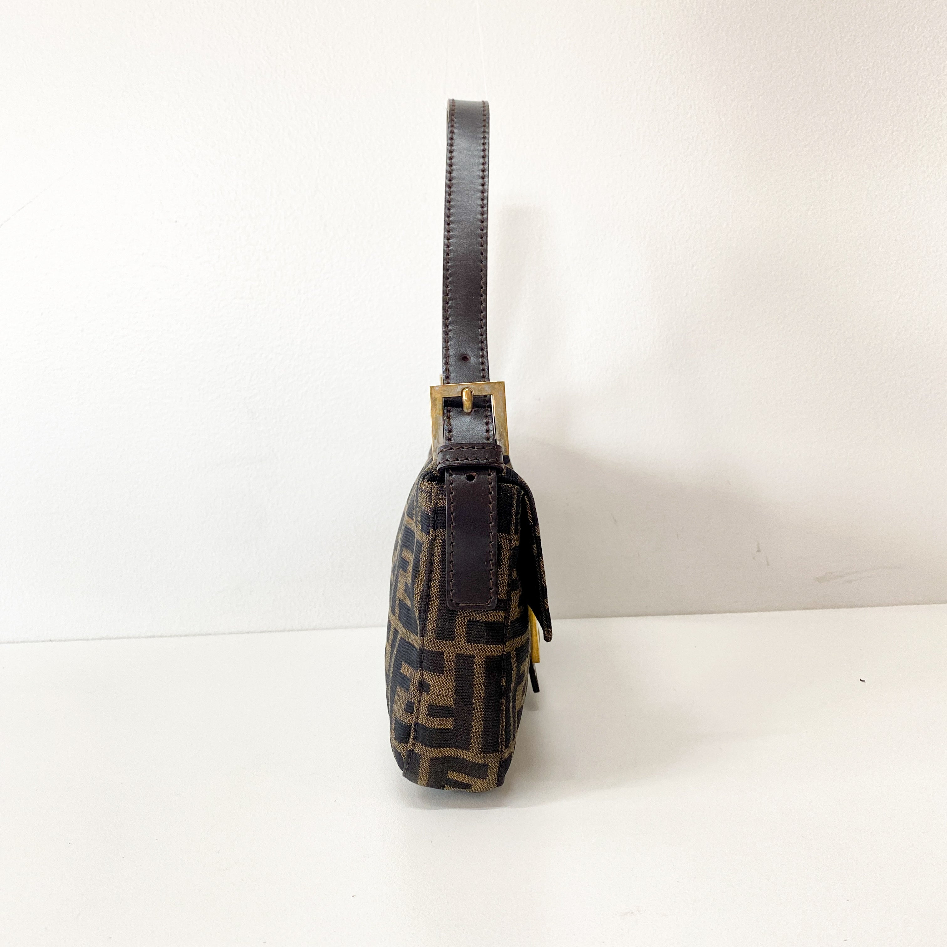 Zucca Brown Coated Canvas Shoulder Bag