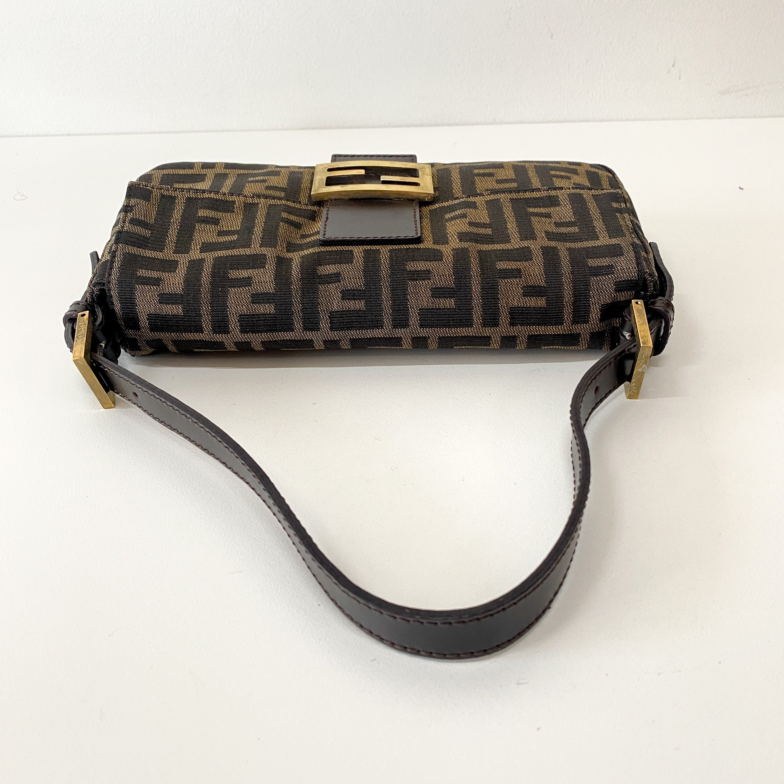 Zucca Brown Coated Canvas Shoulder Bag