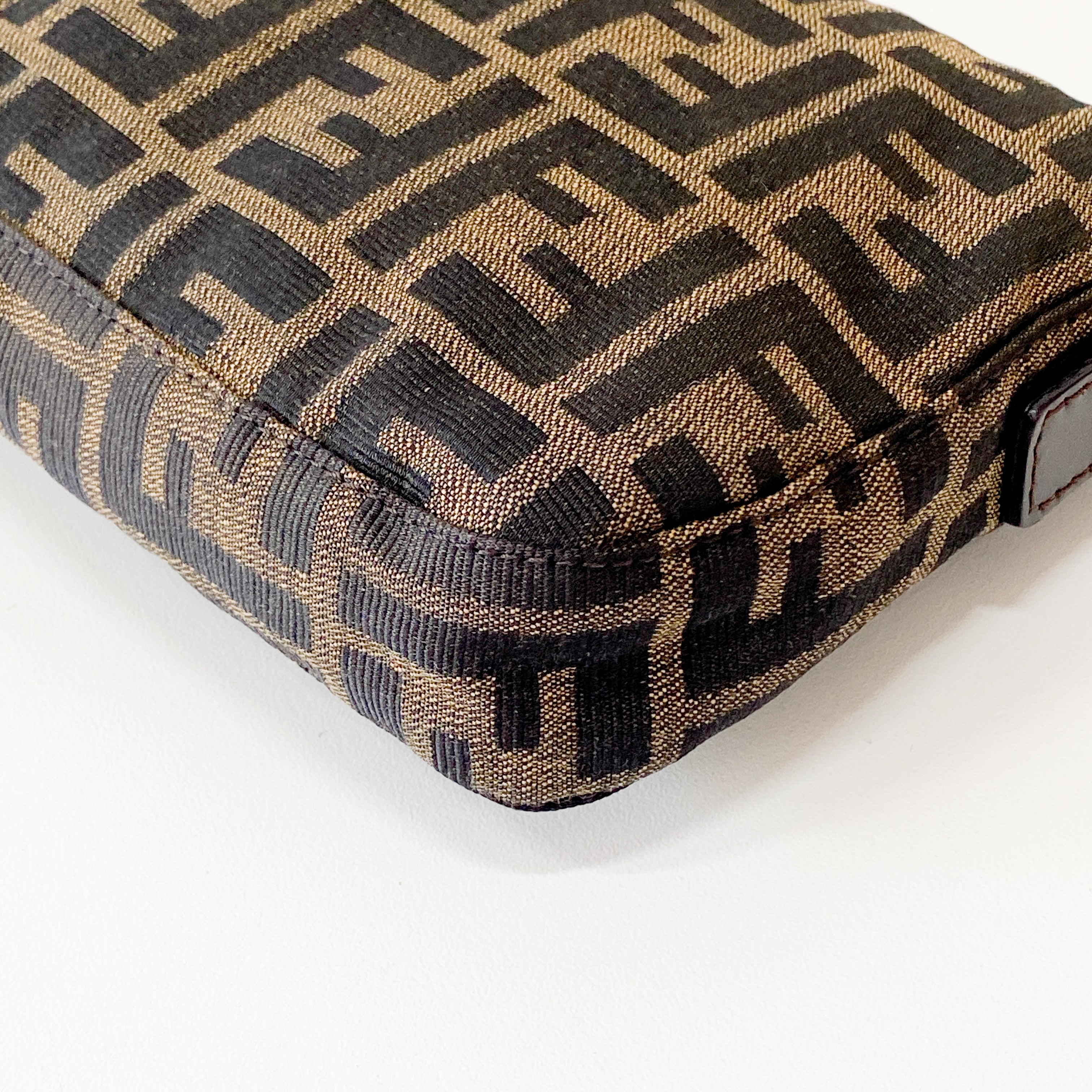 Zucca Brown Coated Canvas Shoulder Bag