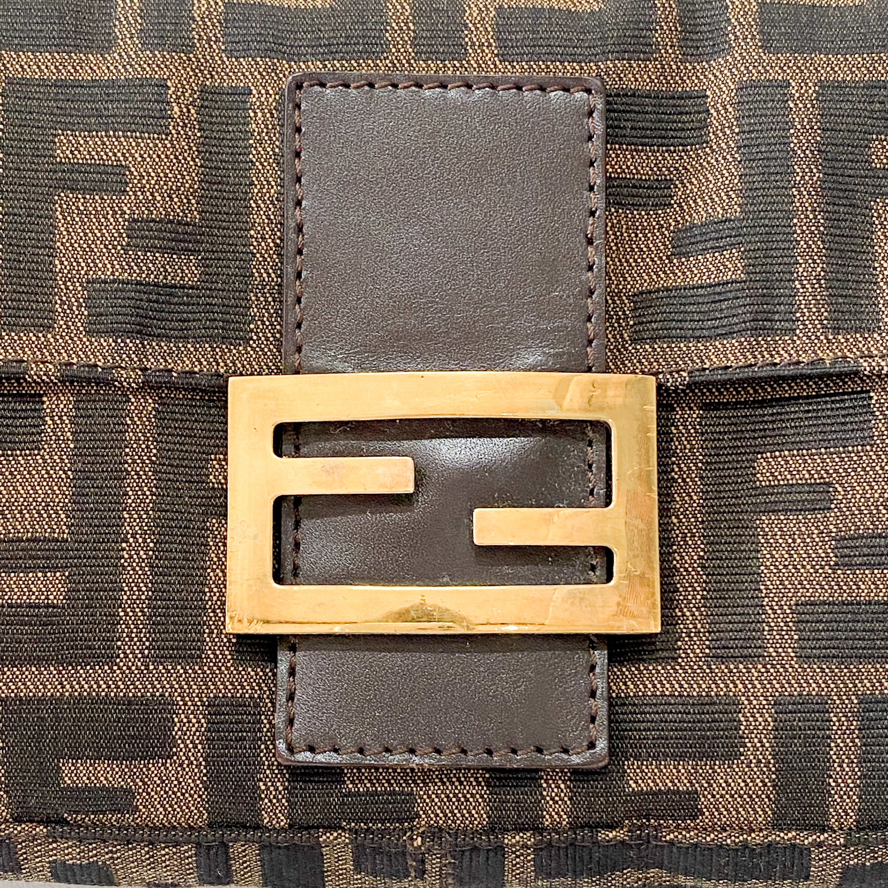 Zucca Brown Coated Canvas Shoulder Bag