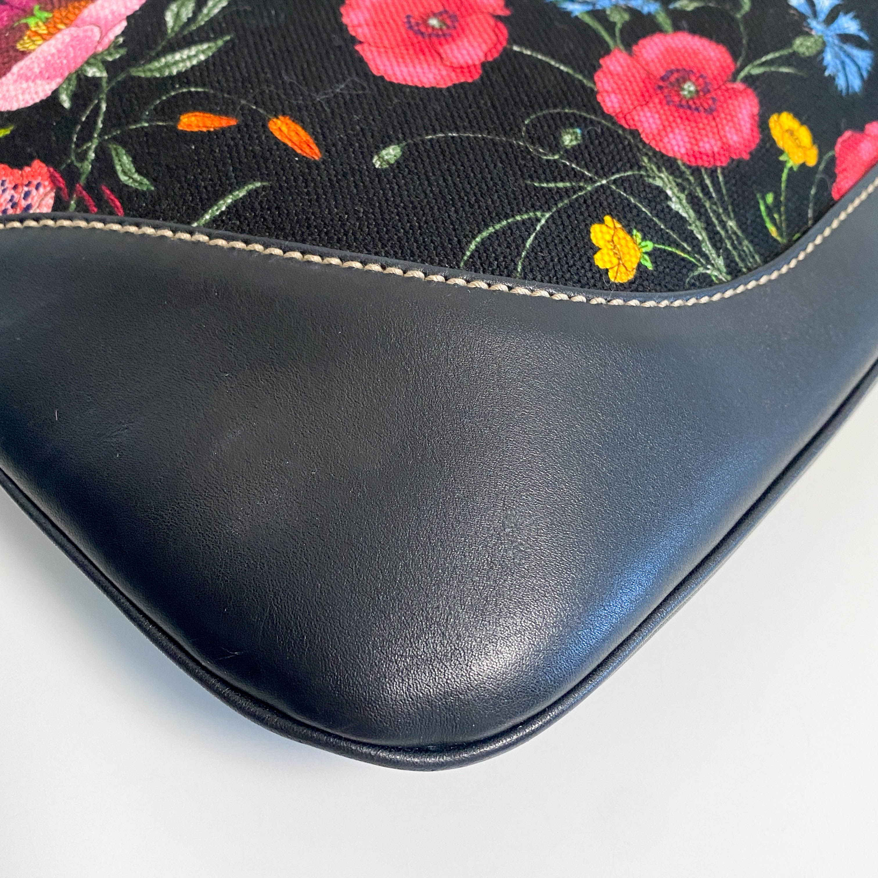 Jackie 1961 Floral Canvas Shoulder Bag