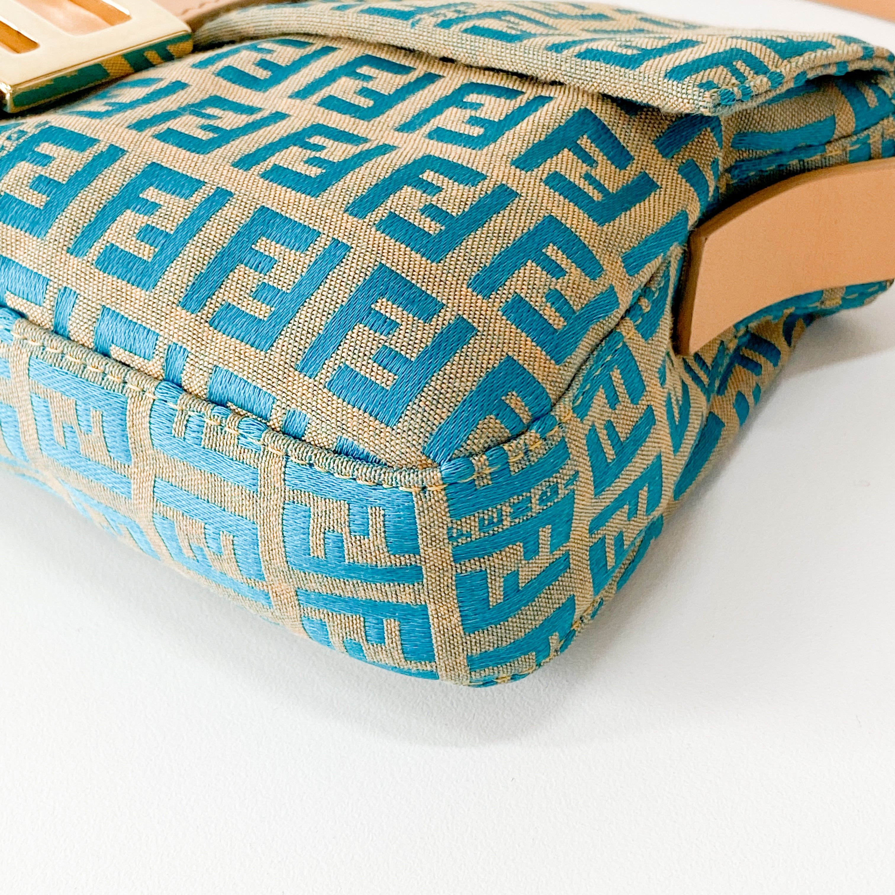 Emerald Zucchino Baguette