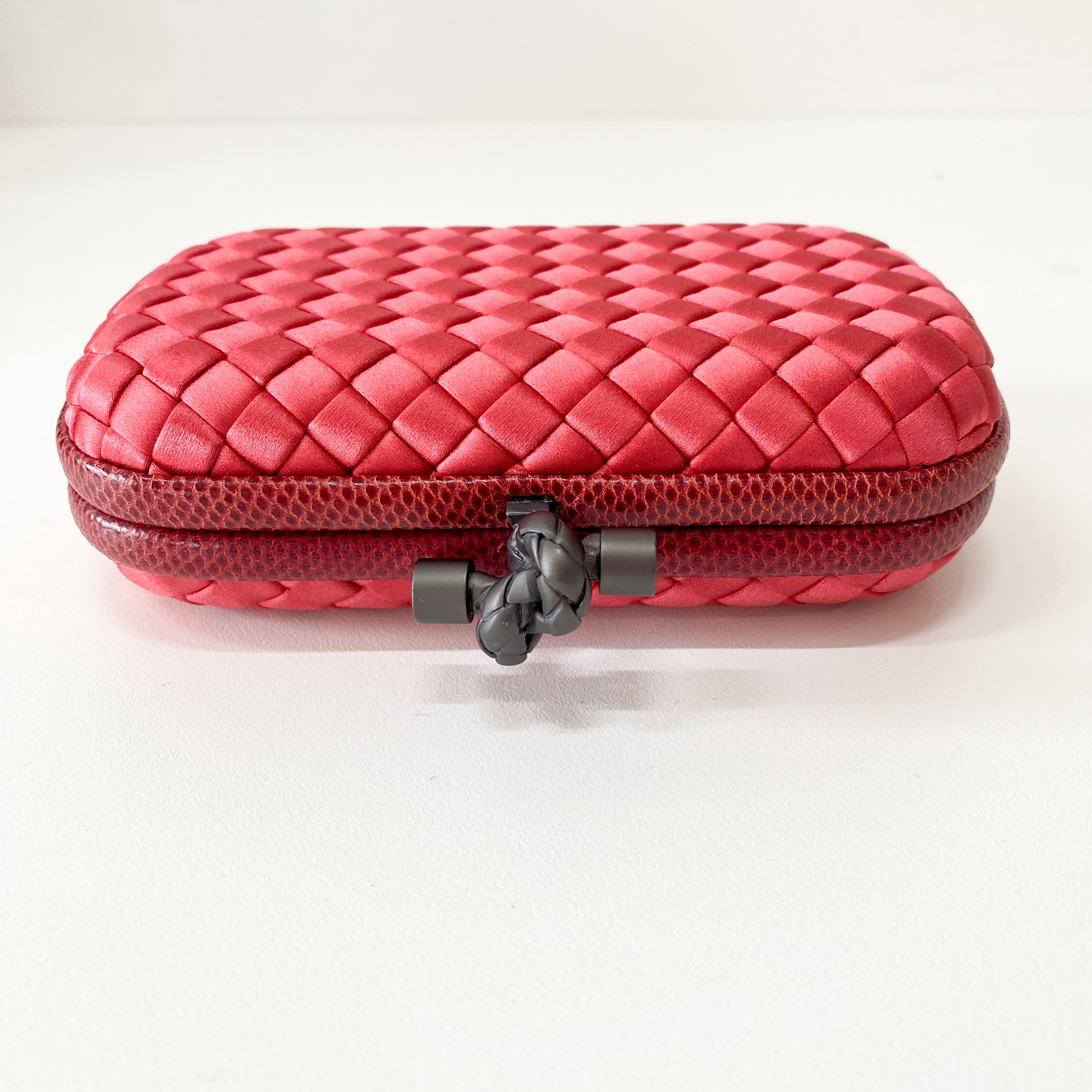 Red Intrecciato Knot Clutch