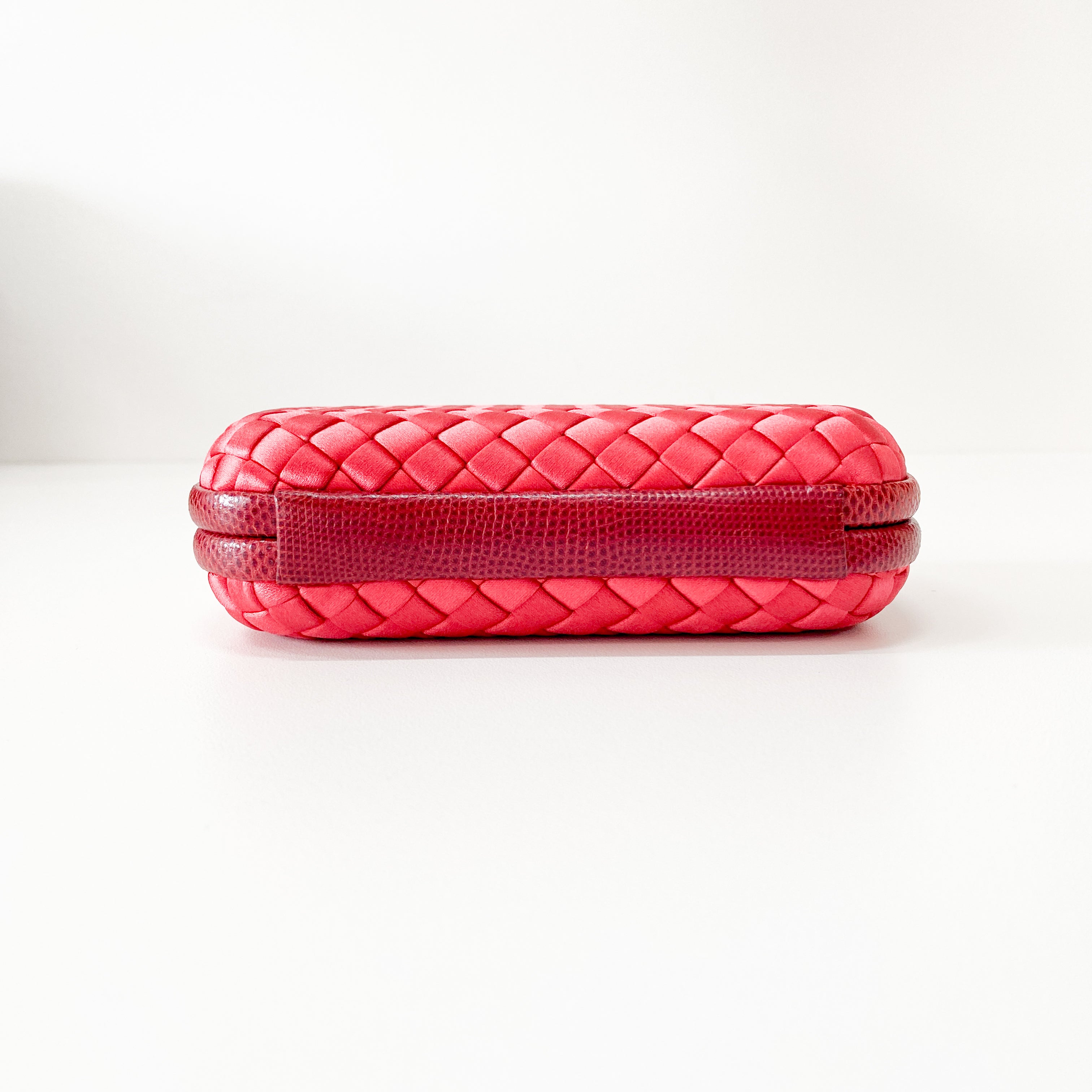 Red Intrecciato Knot Clutch