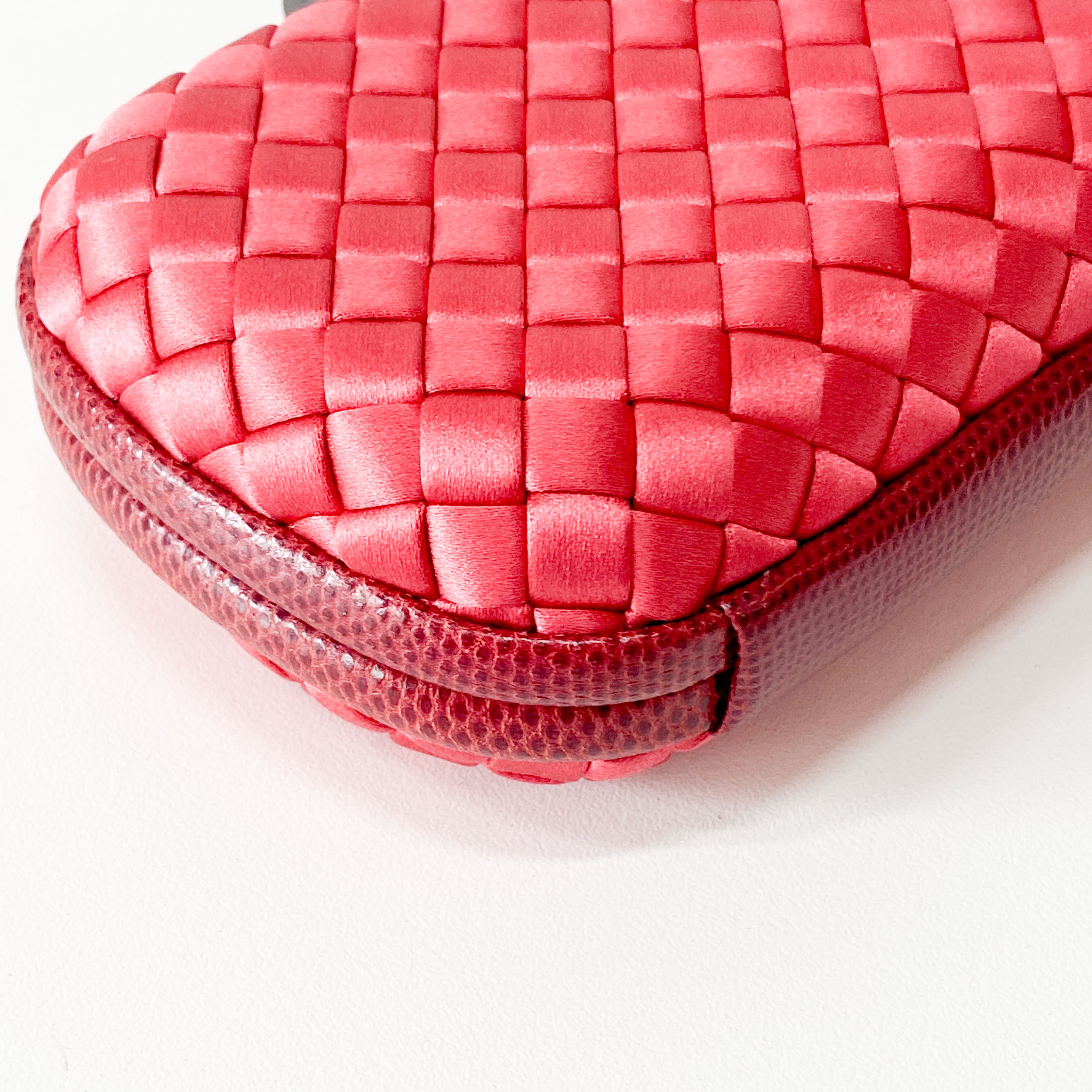 Red Intrecciato Knot Clutch