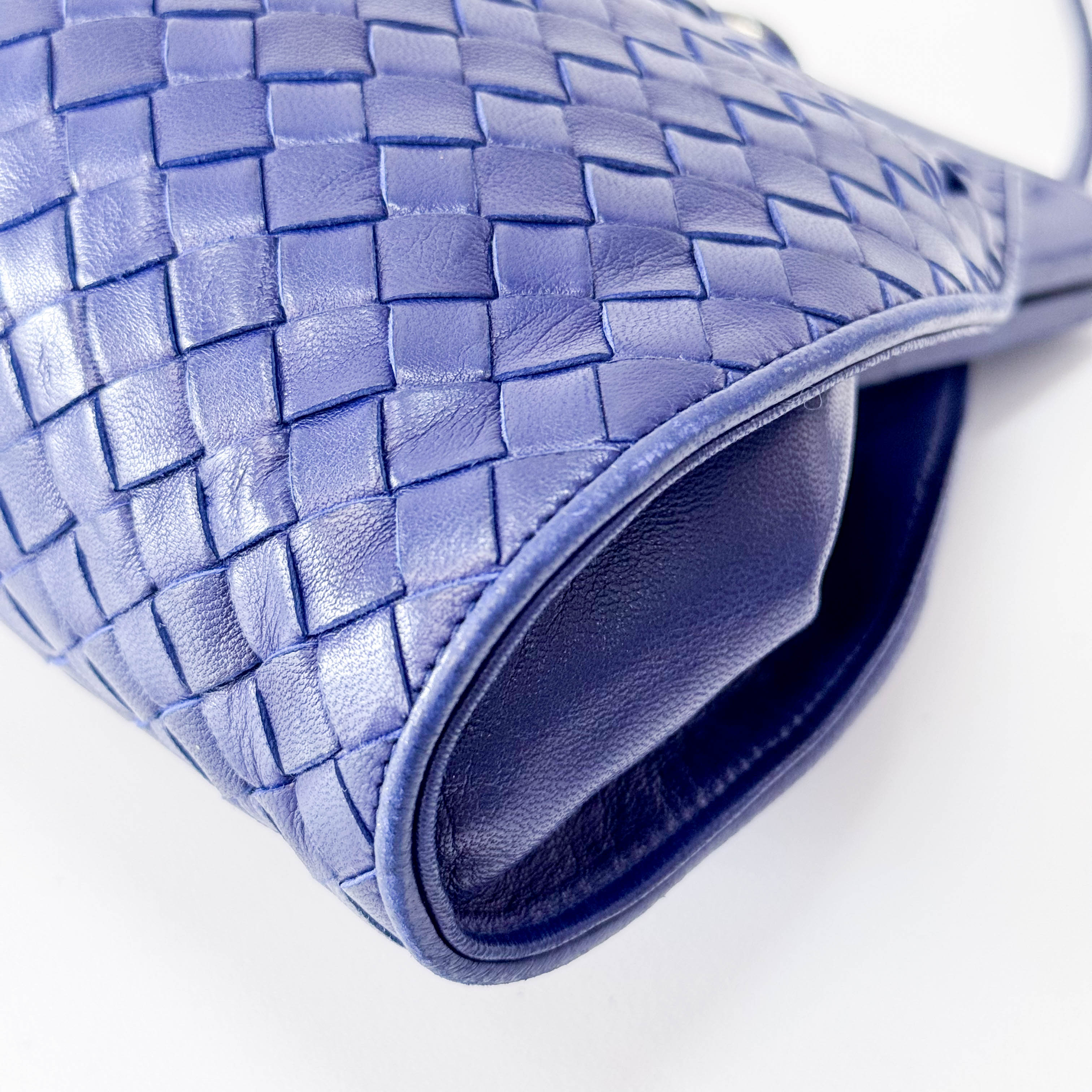 Intrecciato Clasp Purse Shoulder Bag