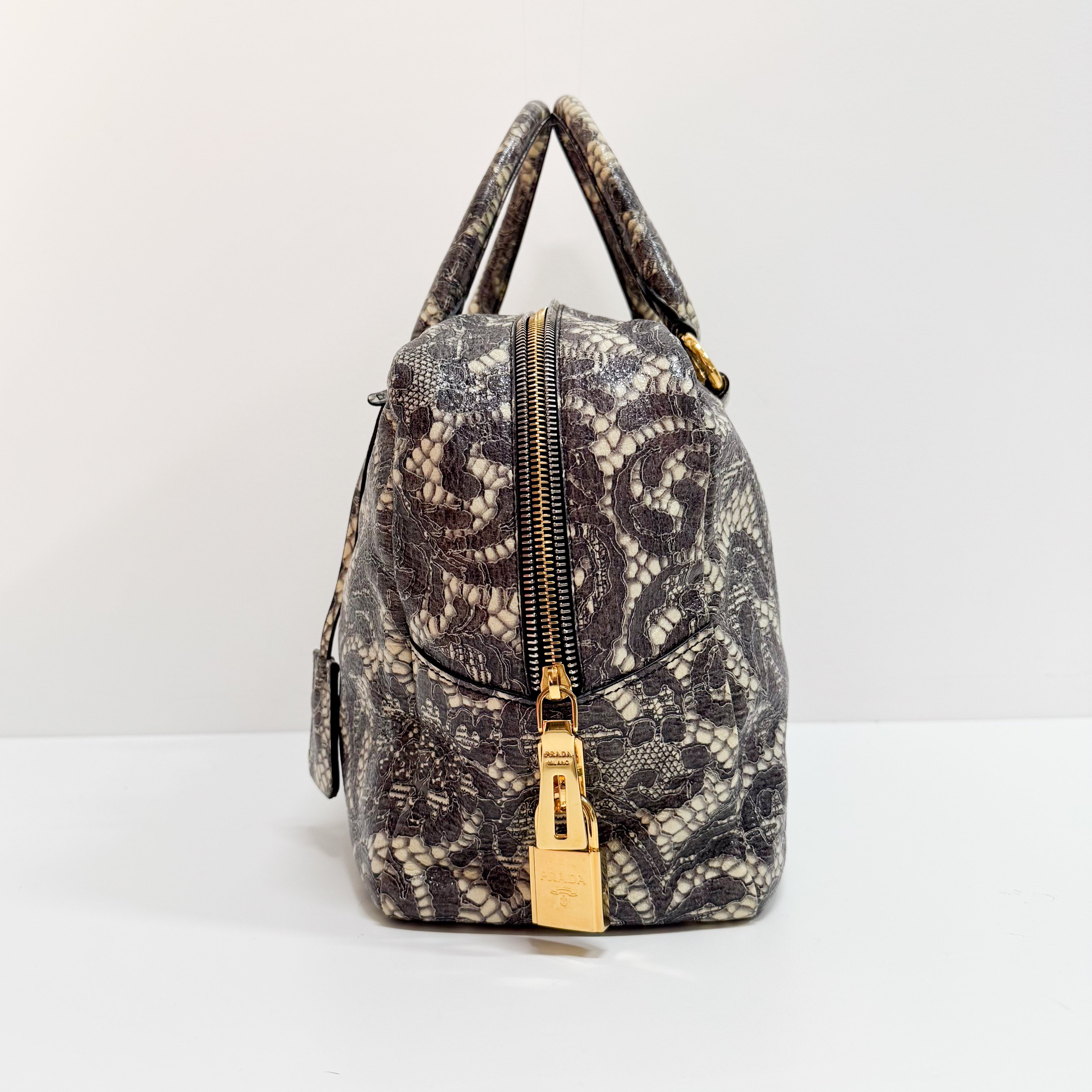 Saffiano Bauletto Grey Lace Leather Unspecified Hand Bag