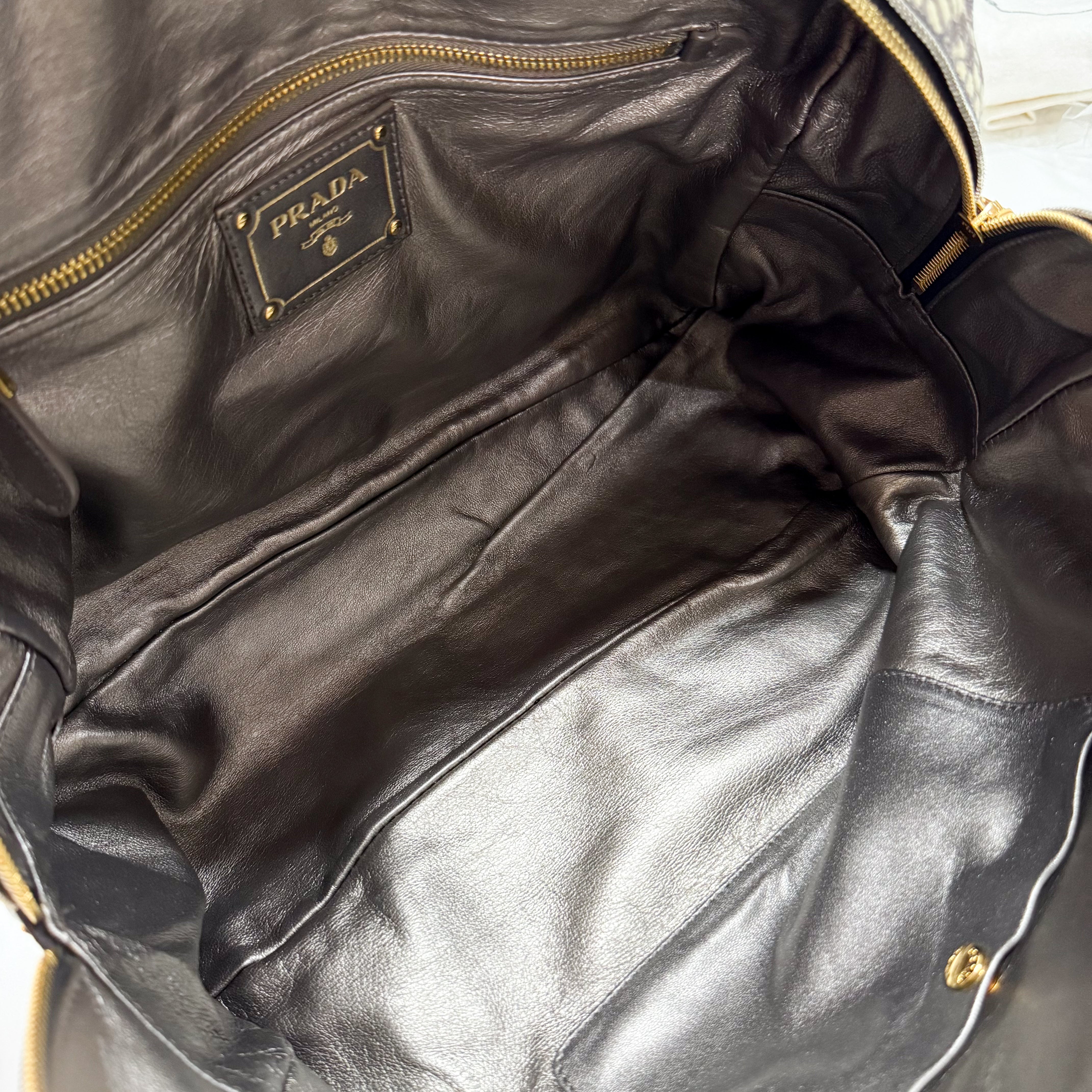 Saffiano Bauletto Grey Lace Leather Unspecified Hand Bag