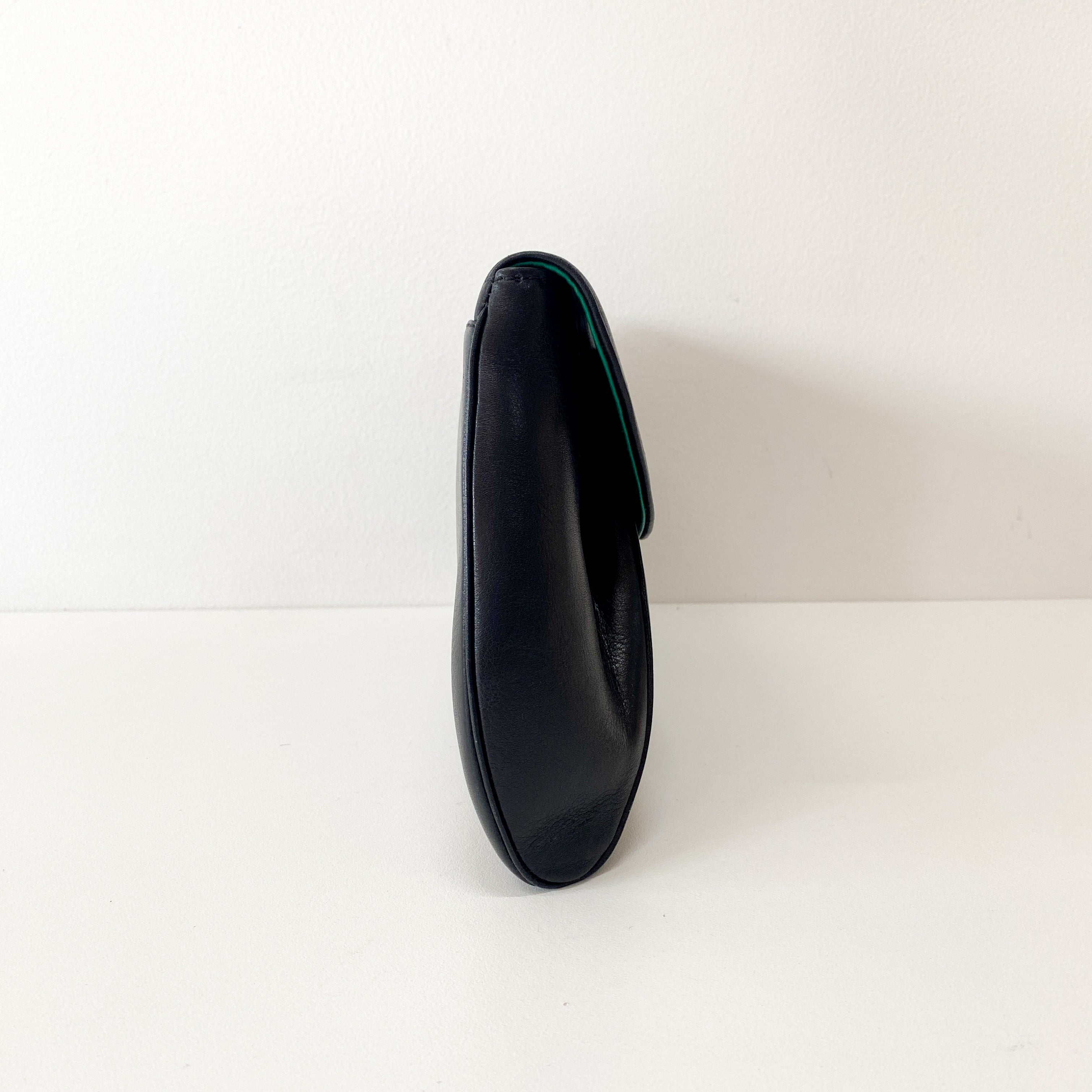 Black Panthere Clutch with Emerald Lining