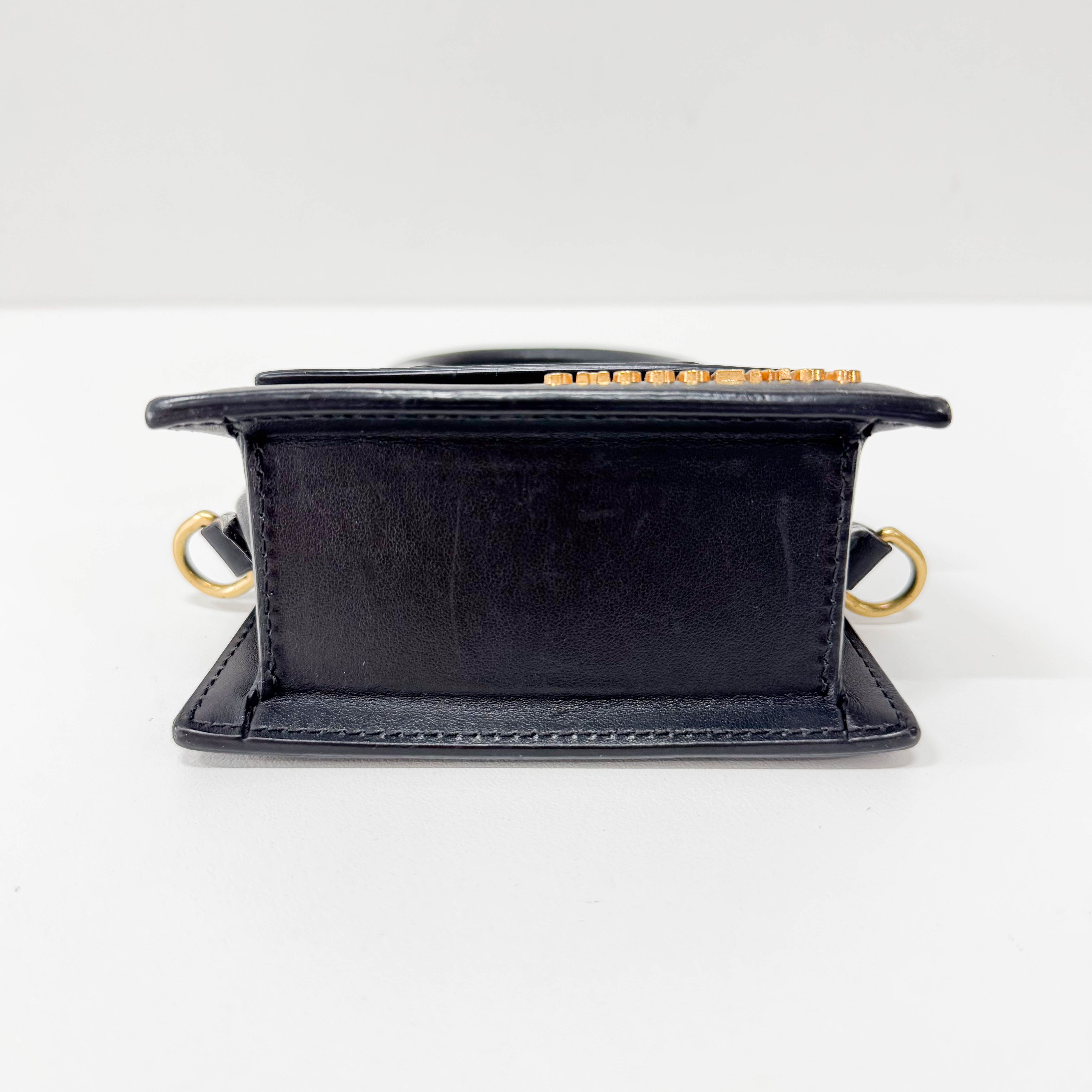 Le Chiquito Moyen Black Leather Mini Shoulder Bag