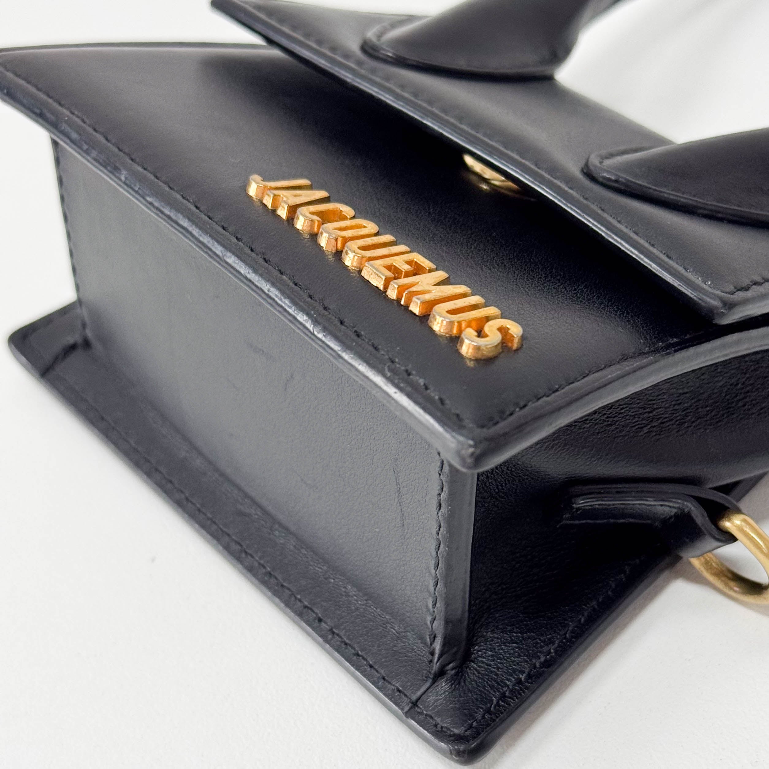 Le Chiquito Moyen Black Leather Mini Shoulder Bag