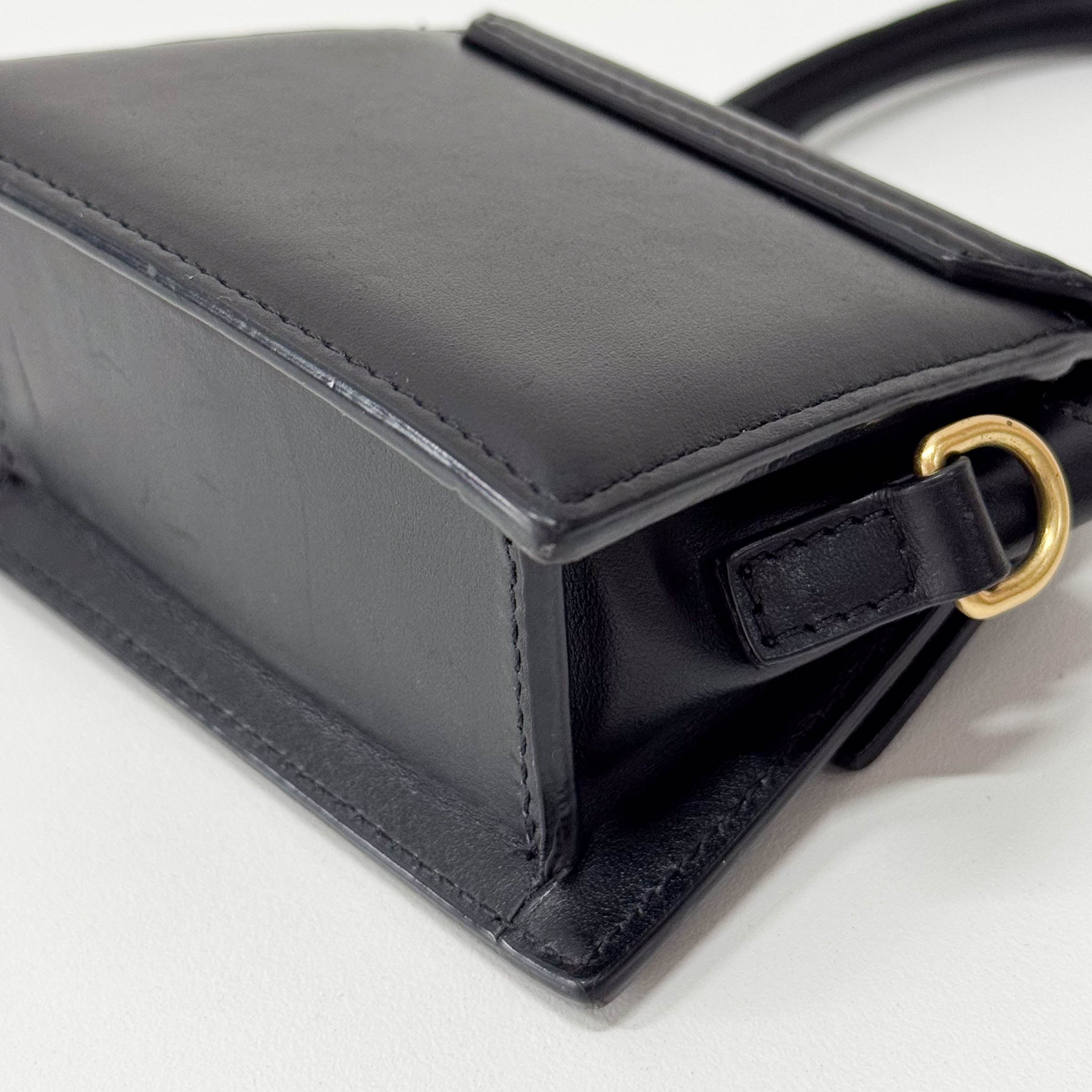 Le Chiquito Moyen Black Leather Mini Shoulder Bag