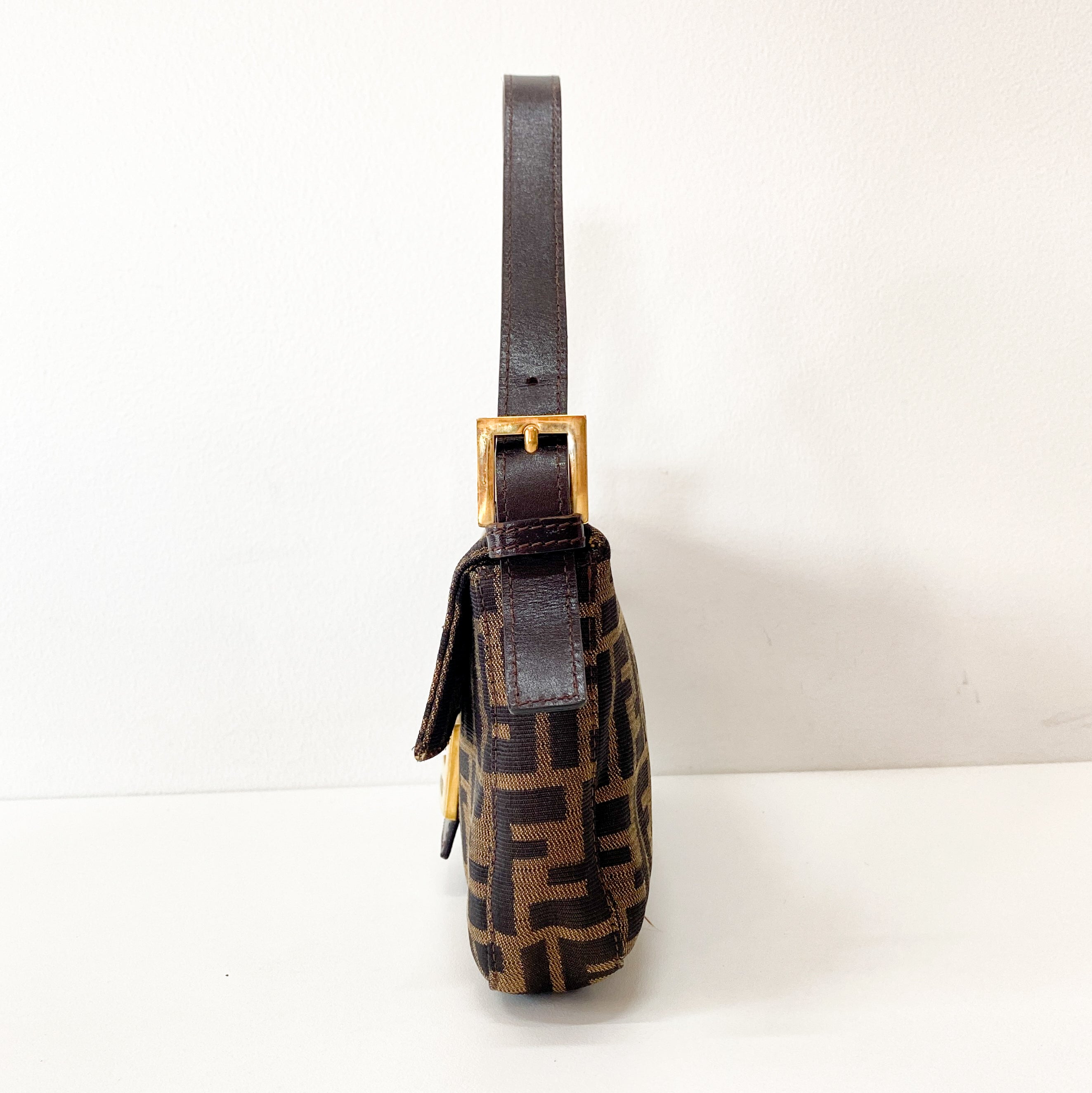 Zucca Brown Coated Canvas Shoulder Bag