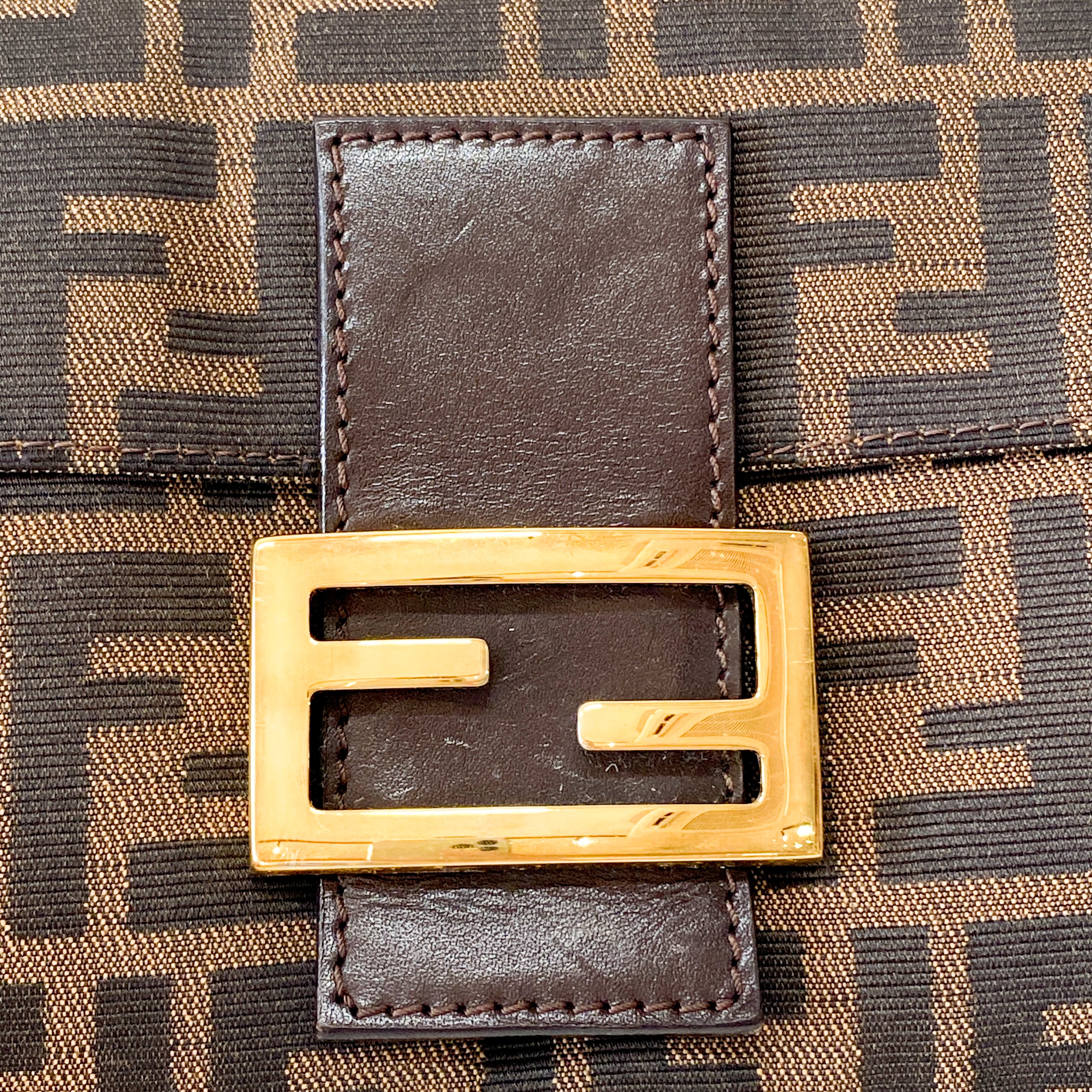 Zucca Brown Coated Canvas Shoulder Bag