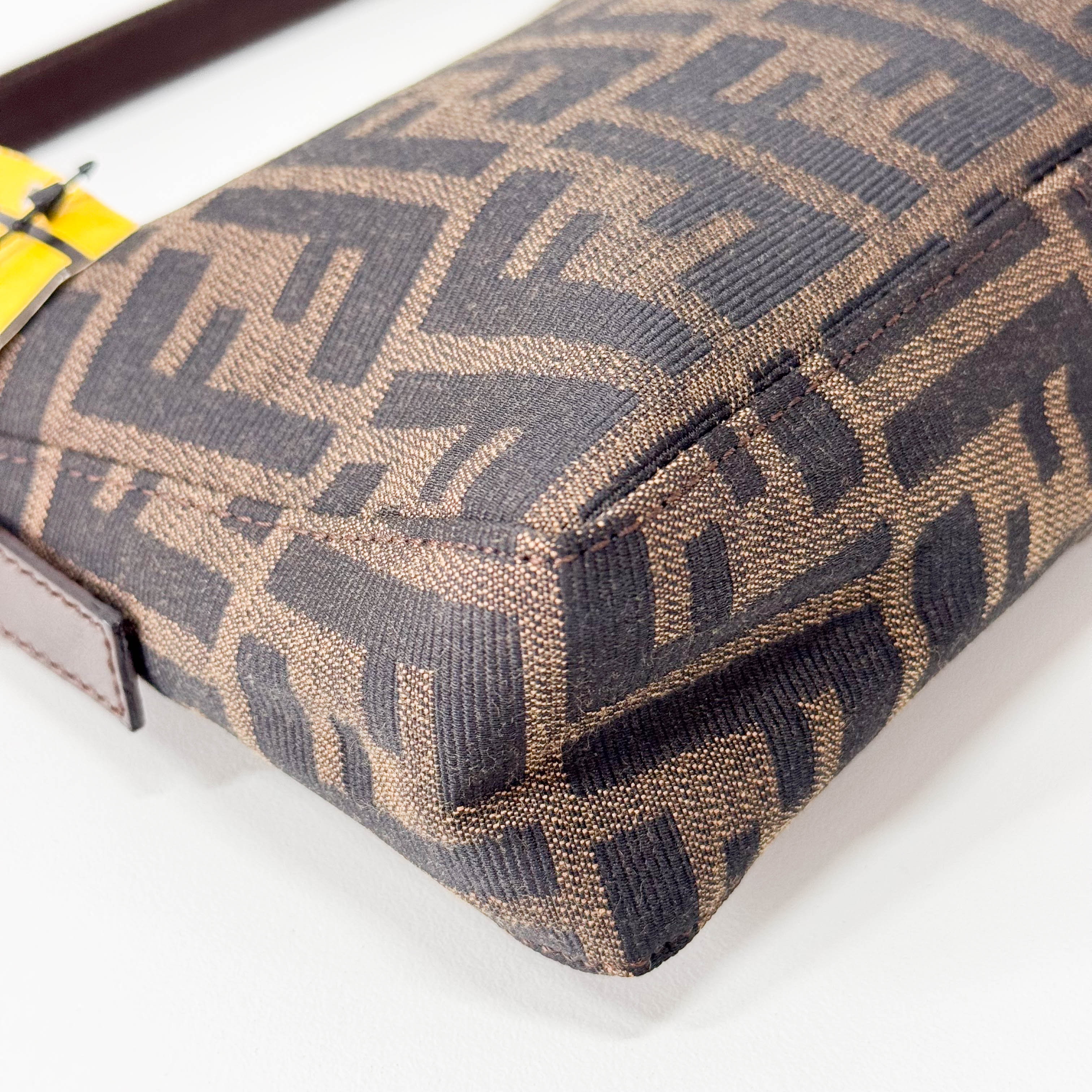 Zucca Brown Canvas Pouch Shoulder Bag