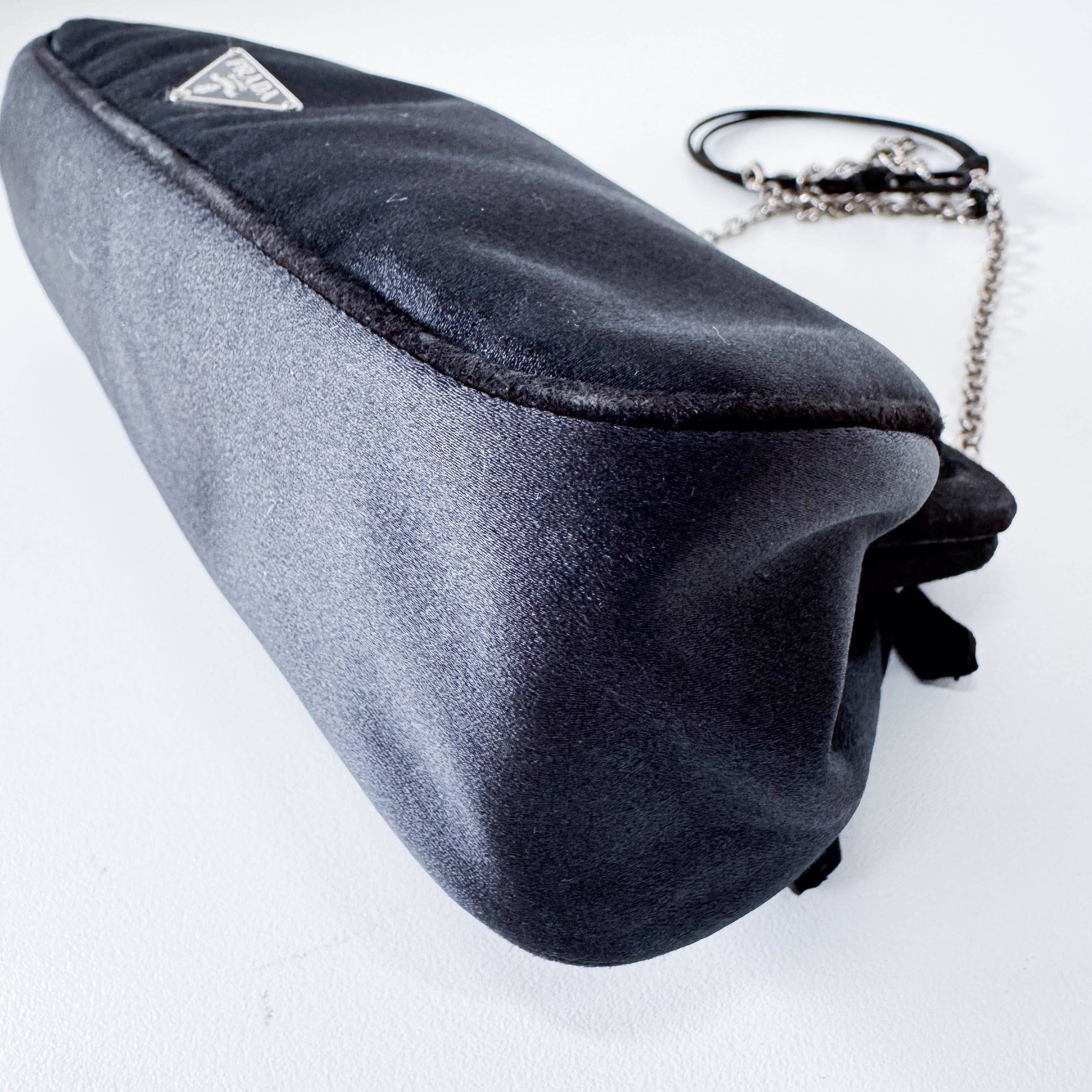 Black Satin Flower Embroidered Chain Bag