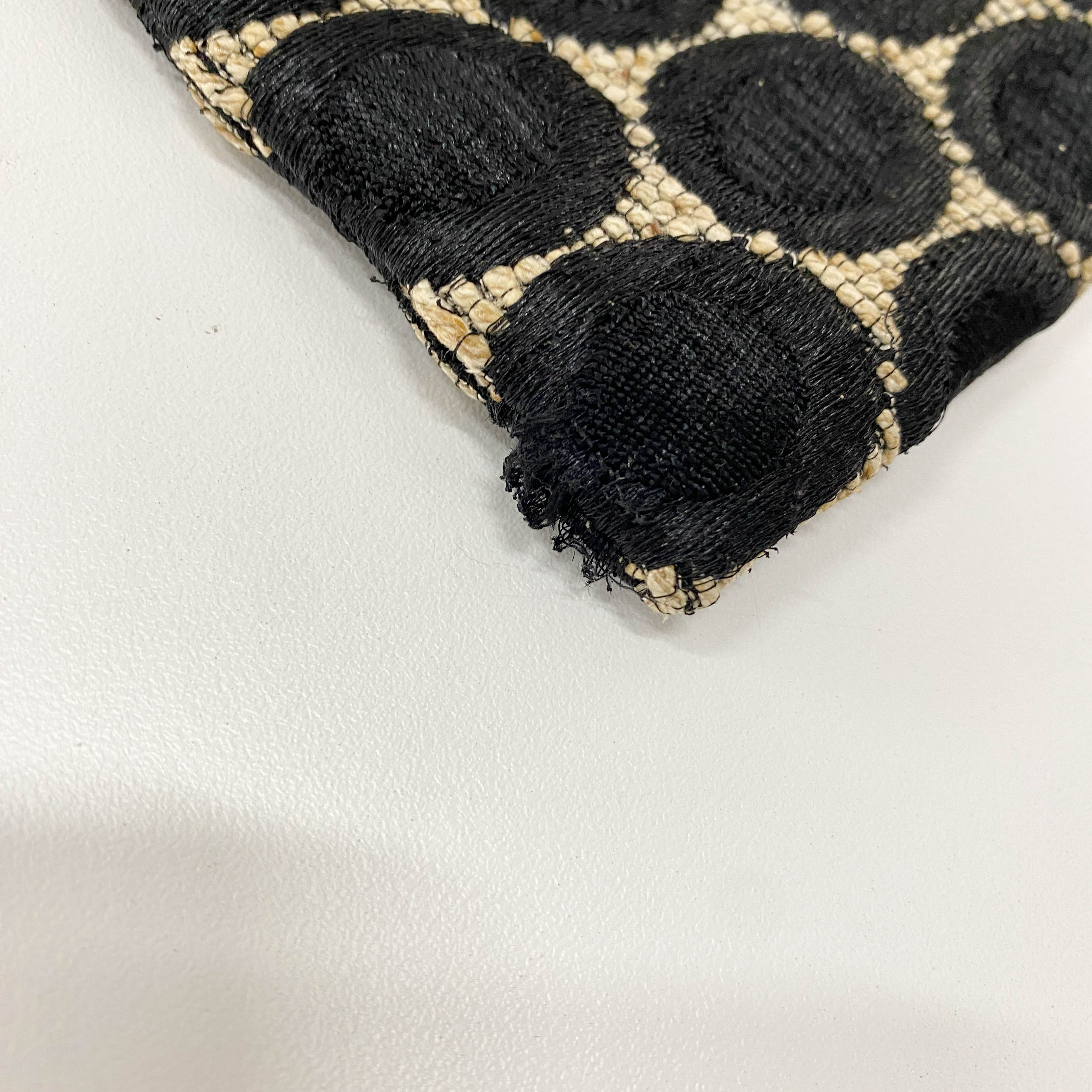 Circle Print Chain Shoulder Bag