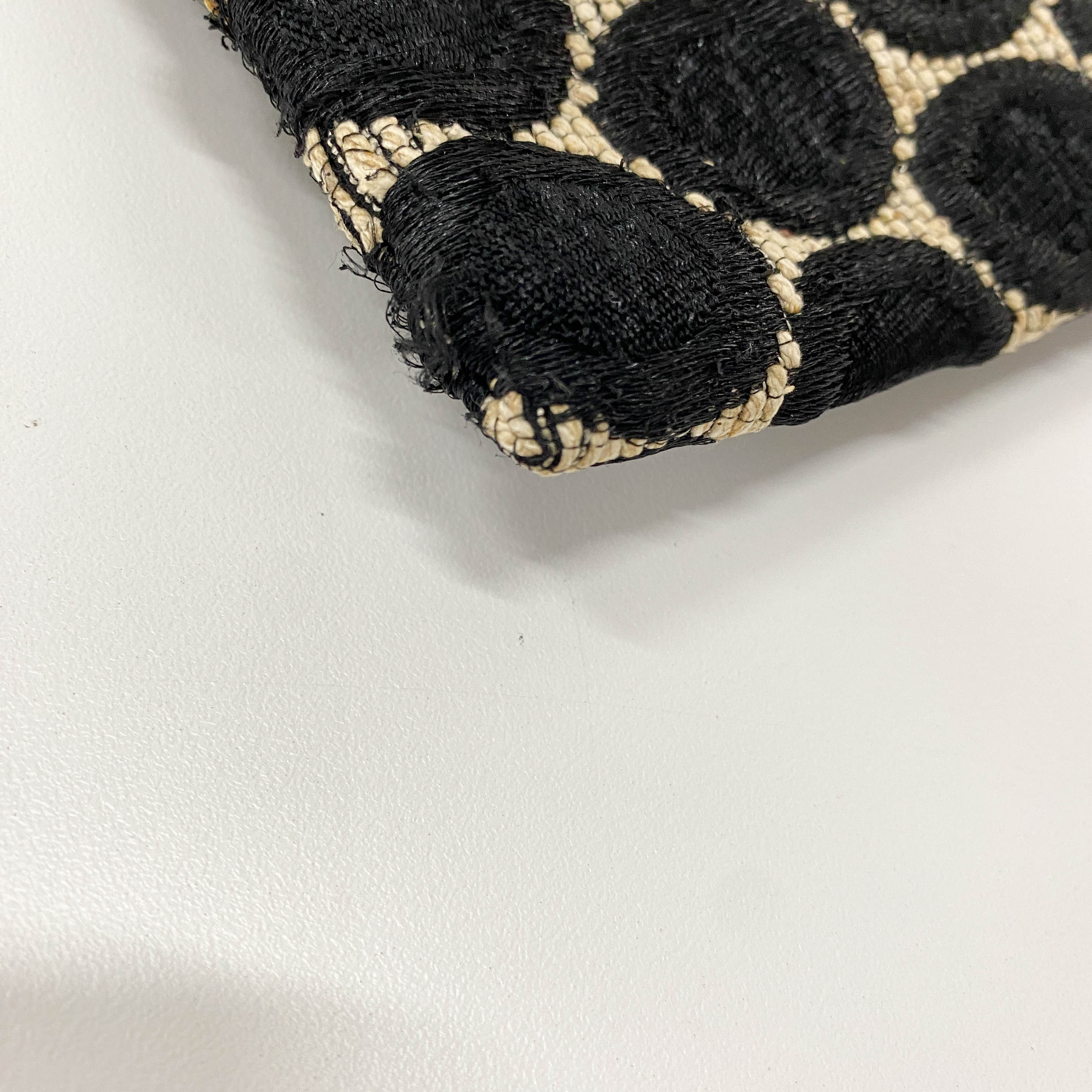 Circle Print Chain Shoulder Bag