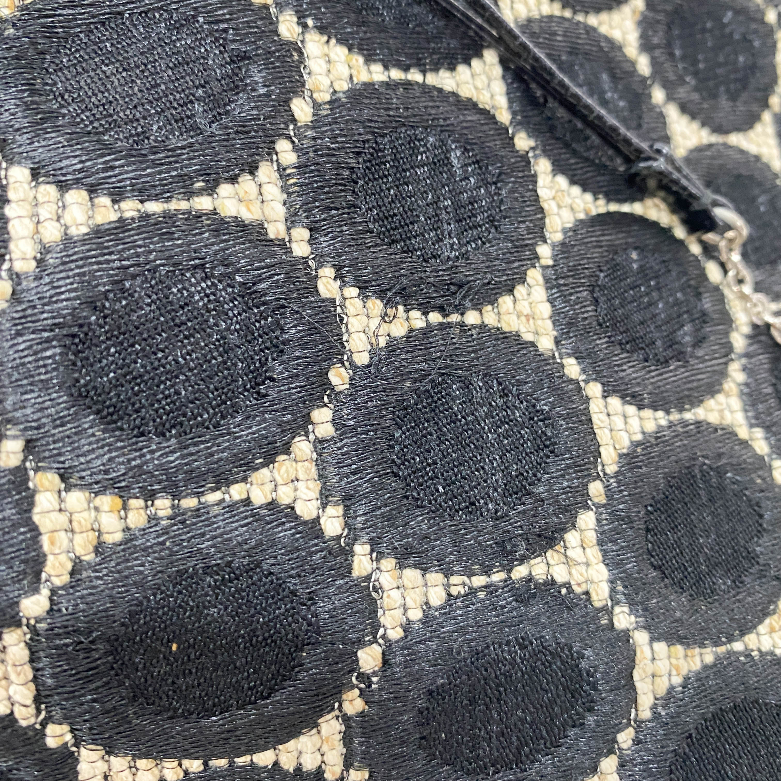 Circle Print Chain Shoulder Bag