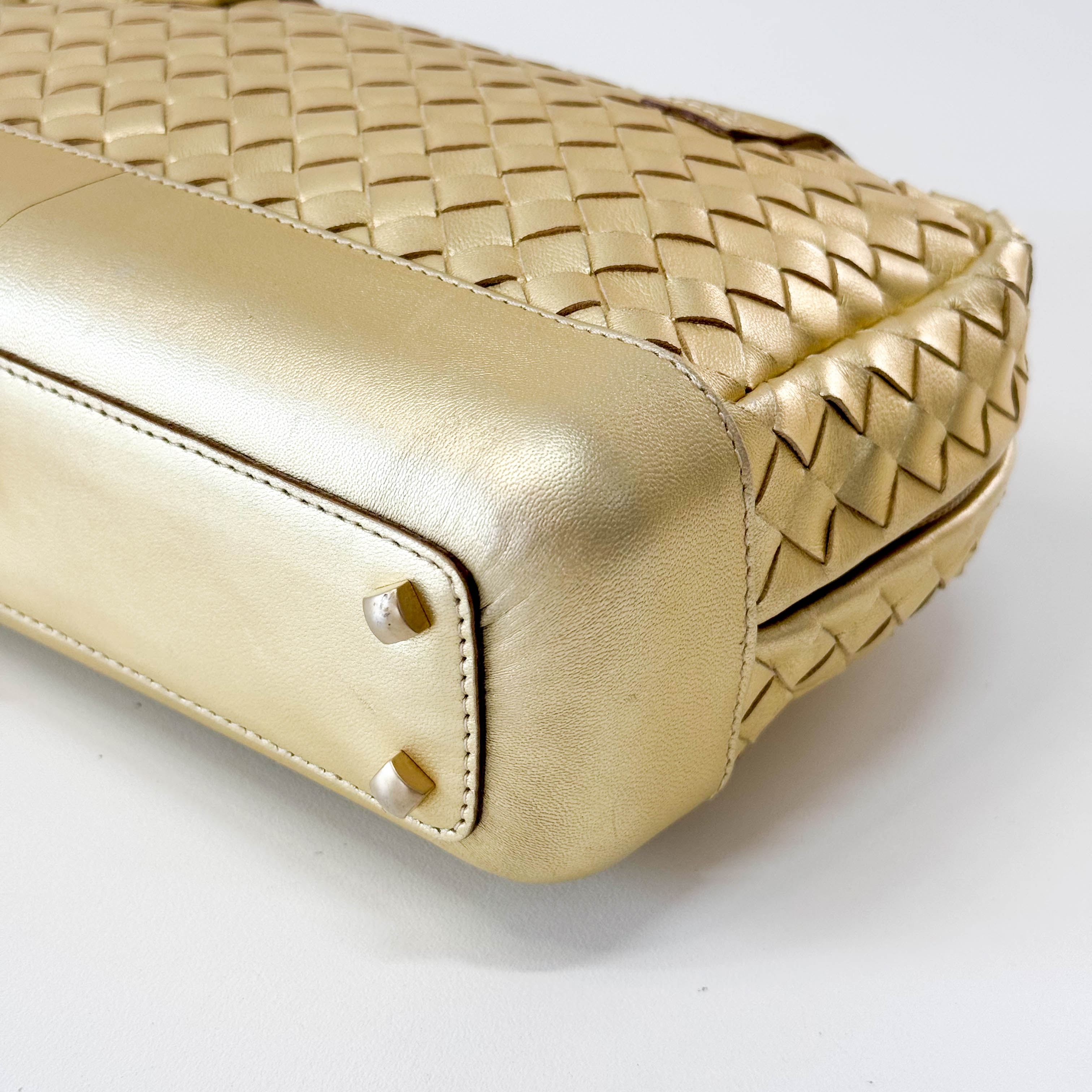 Small Golden Intrecciato Leather Handle bag