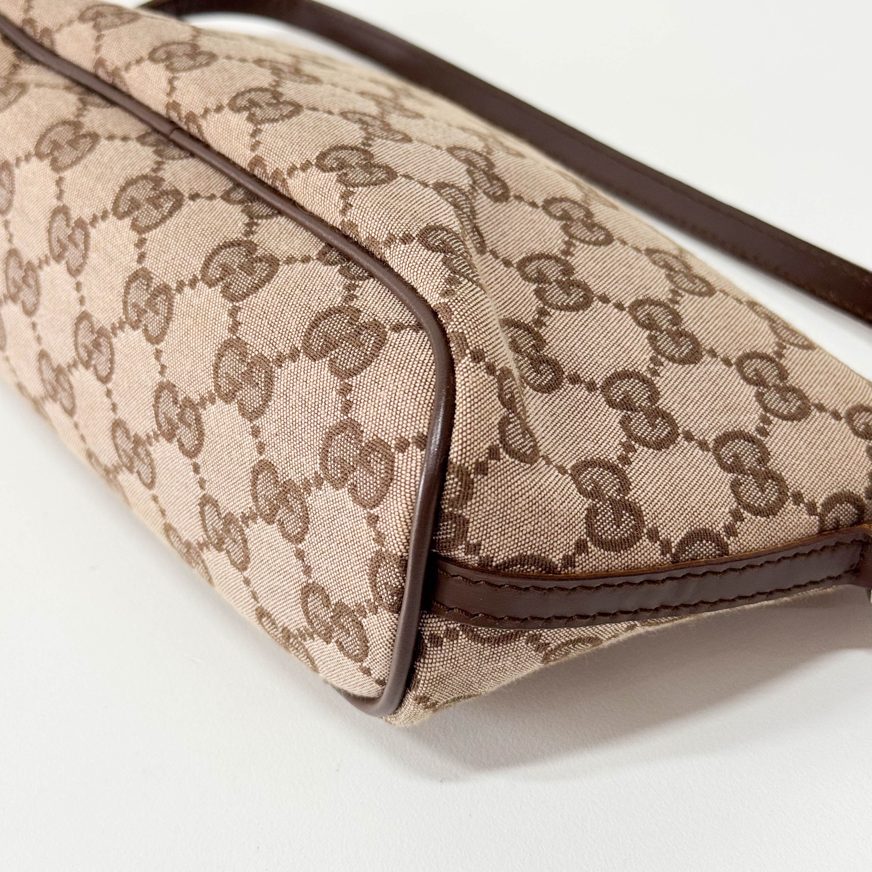 Boat Brown GG Canvas Pouch Shoulder Bag